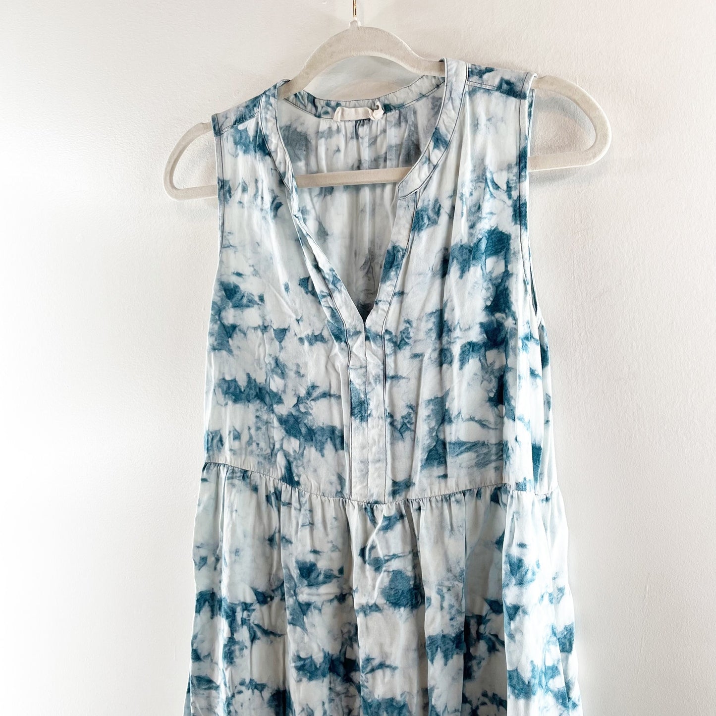 Carve Designs Button Front Babydoll Tunic Tie Dye Mini Dress White Blue Small