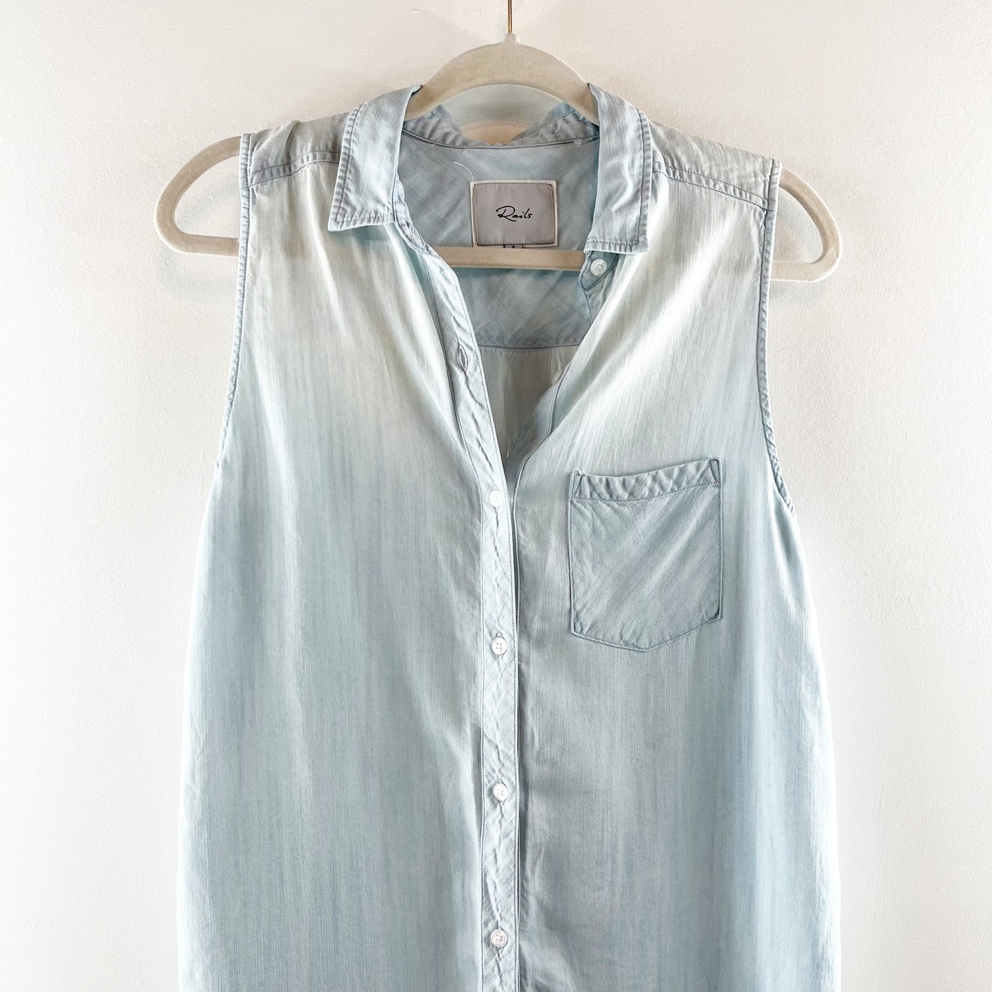 Rails Jaime Sleeveless Tunic Tank Button Up Top Light Vintage Chambray Wash S