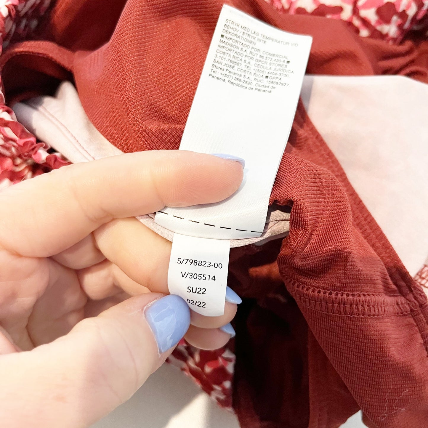 Athleta Mesh Racer Run High Rise 3" Lined Running Shorts Printed Red XL