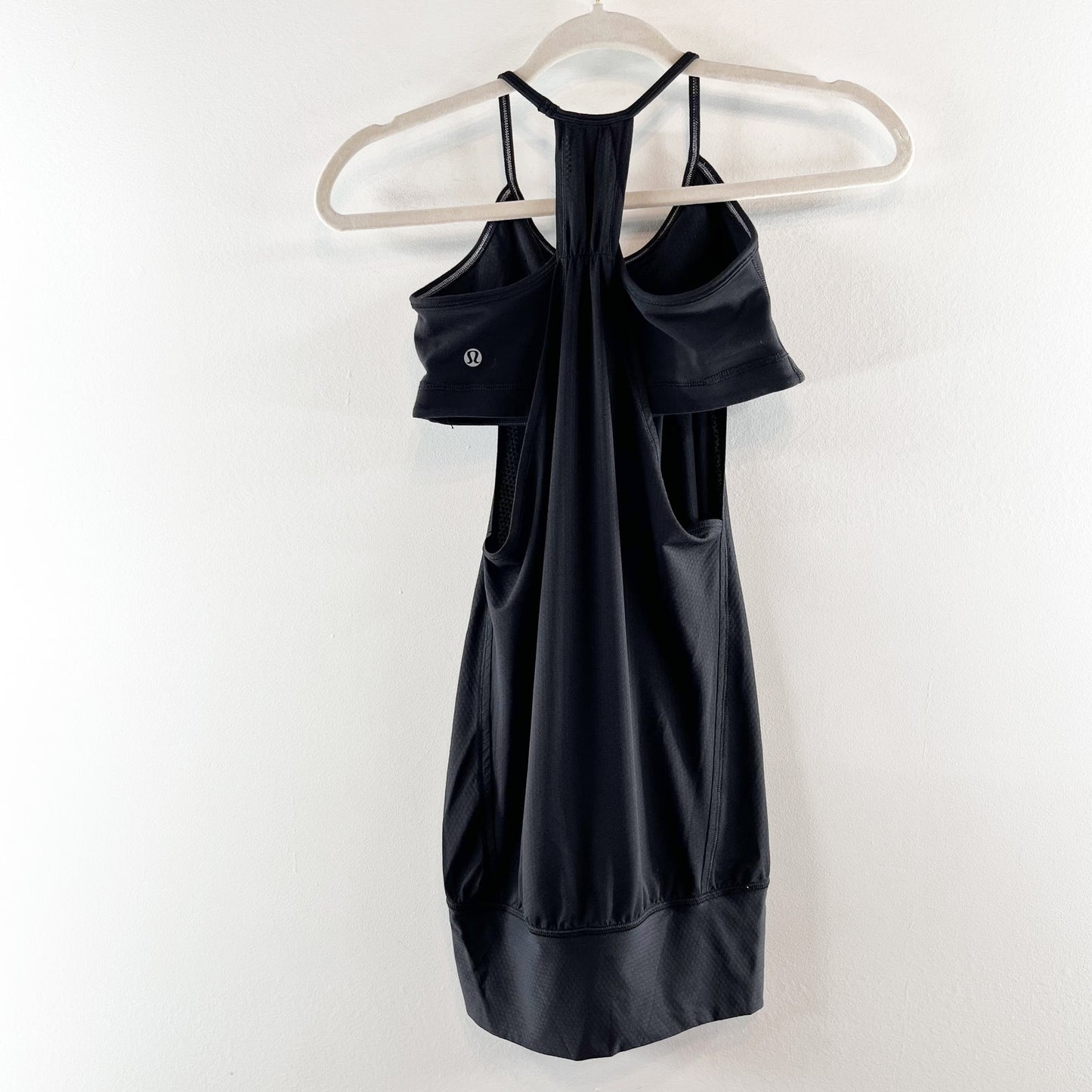 Lululemon No Limits Sleeveless Mesh Long Tank Top with Shelf Bra Black 4