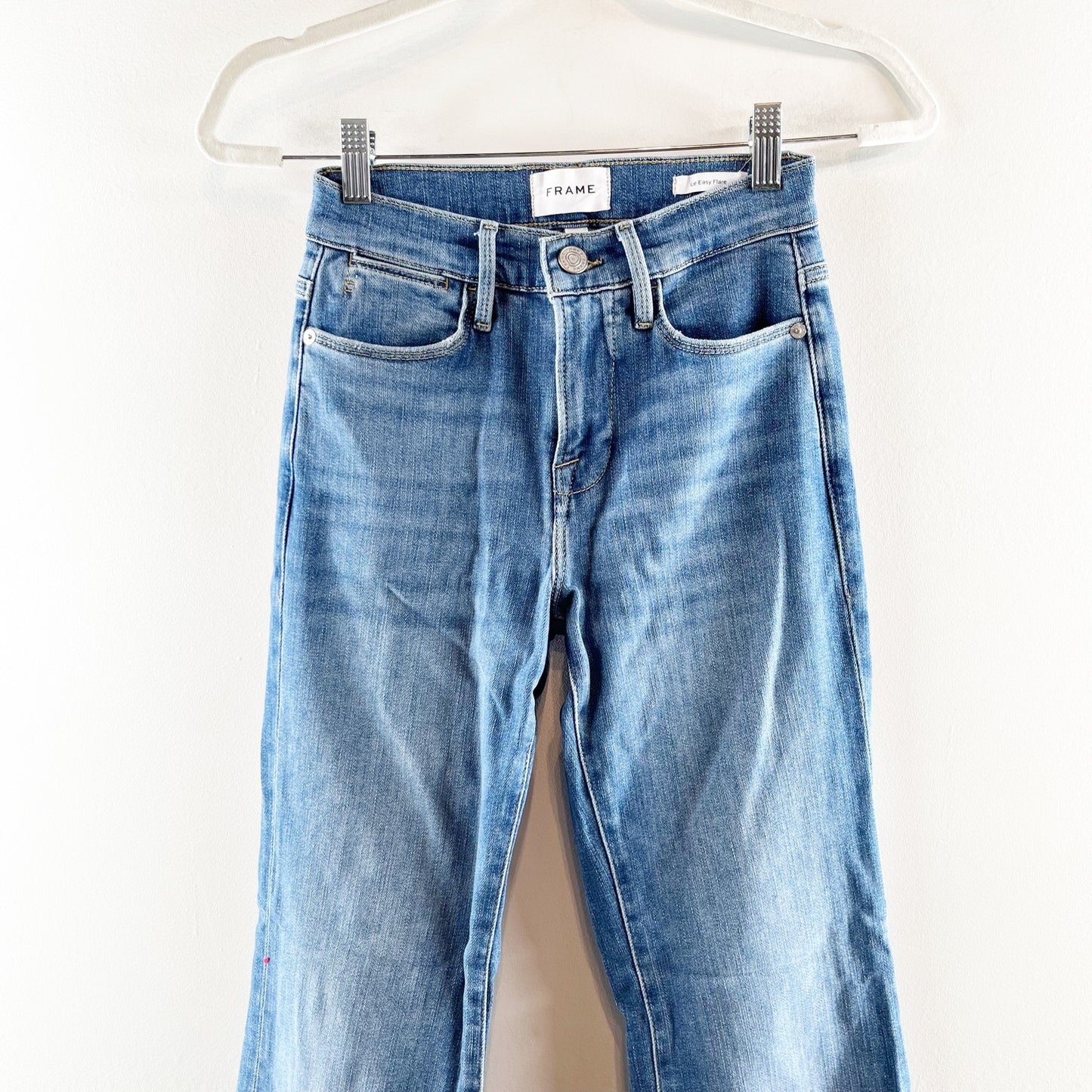 Frame Mid Rise Le Easy Flare Raw Hem Jeans Drizzle Blue 25 / 0