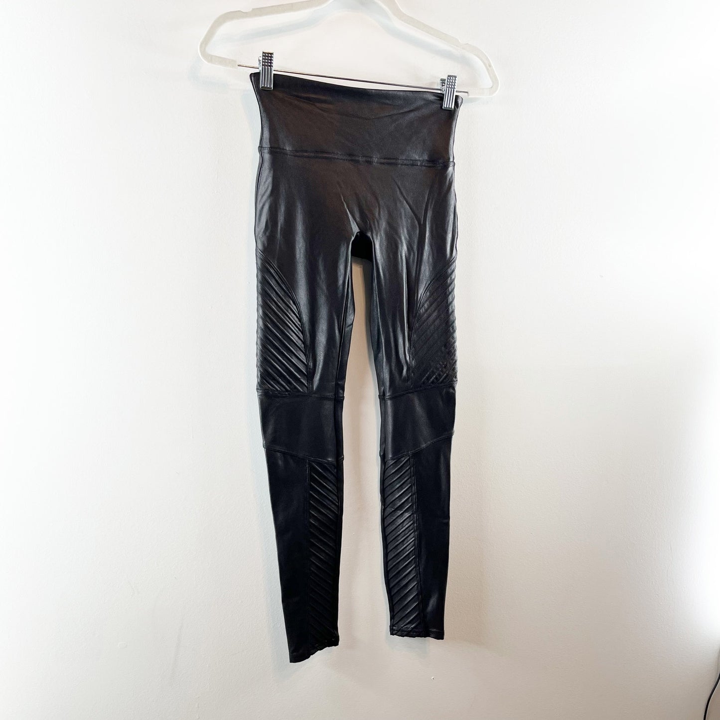SPANX Shiny Faux Leather Slim Fit Pull On Mid Rise Moto Leggings Black Small