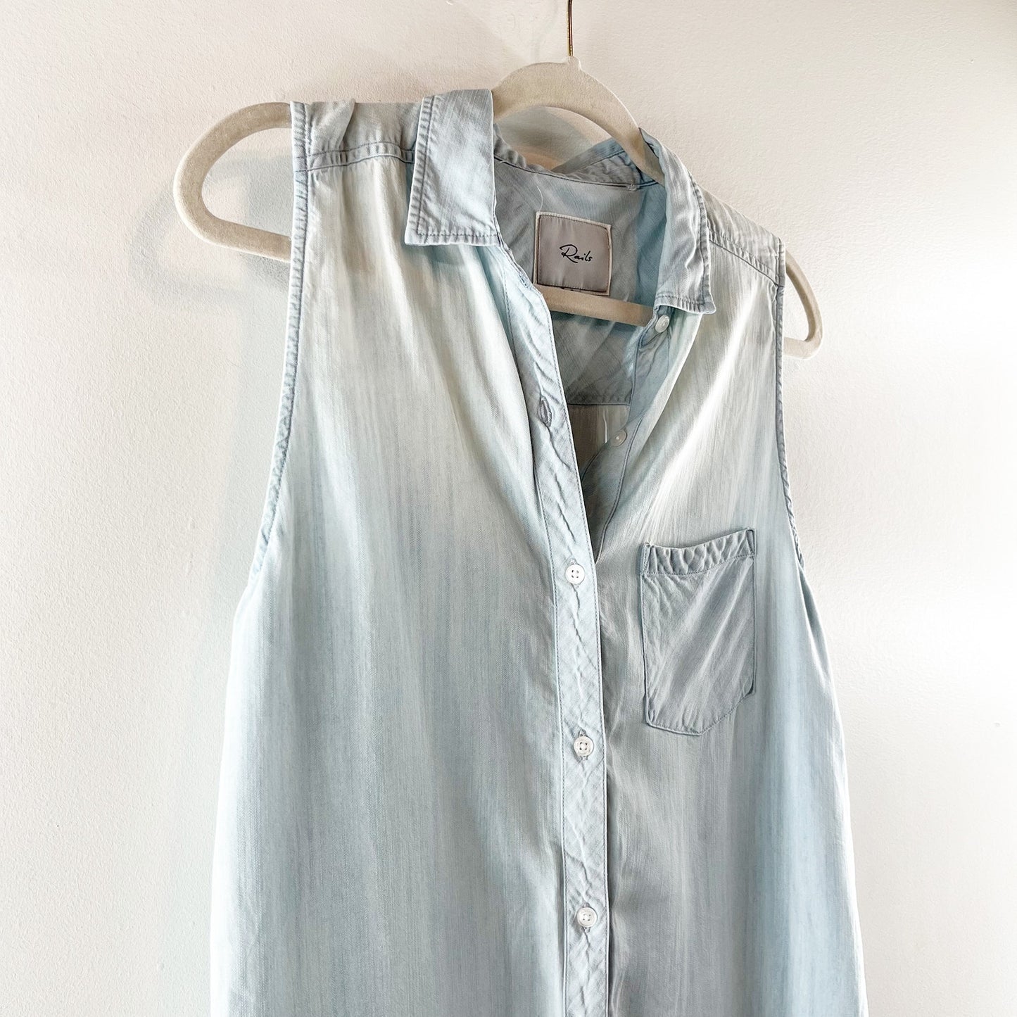 Rails Jaime Sleeveless Tunic Tank Button Up Top Light Vintage Chambray Wash S