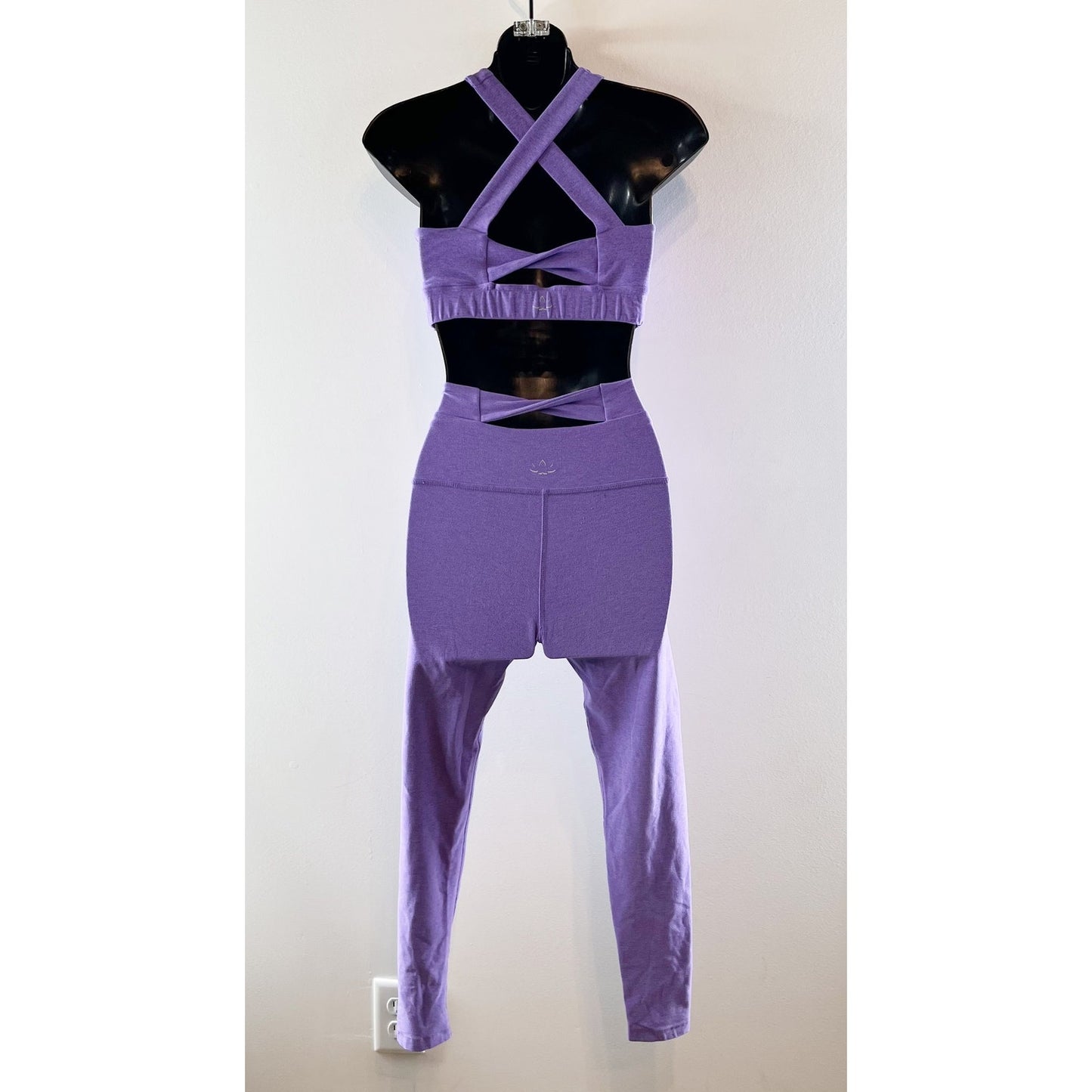 Beyond Yoga Spacedye In A Twist Sports Bra And Leggings Matching Set Purple S/M