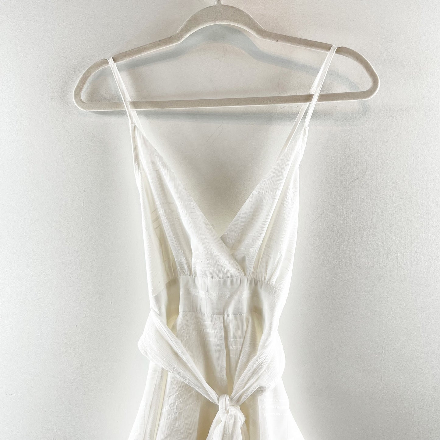 Pink Lily V Neck Ruffle Belted Tie Waist Romper White Small