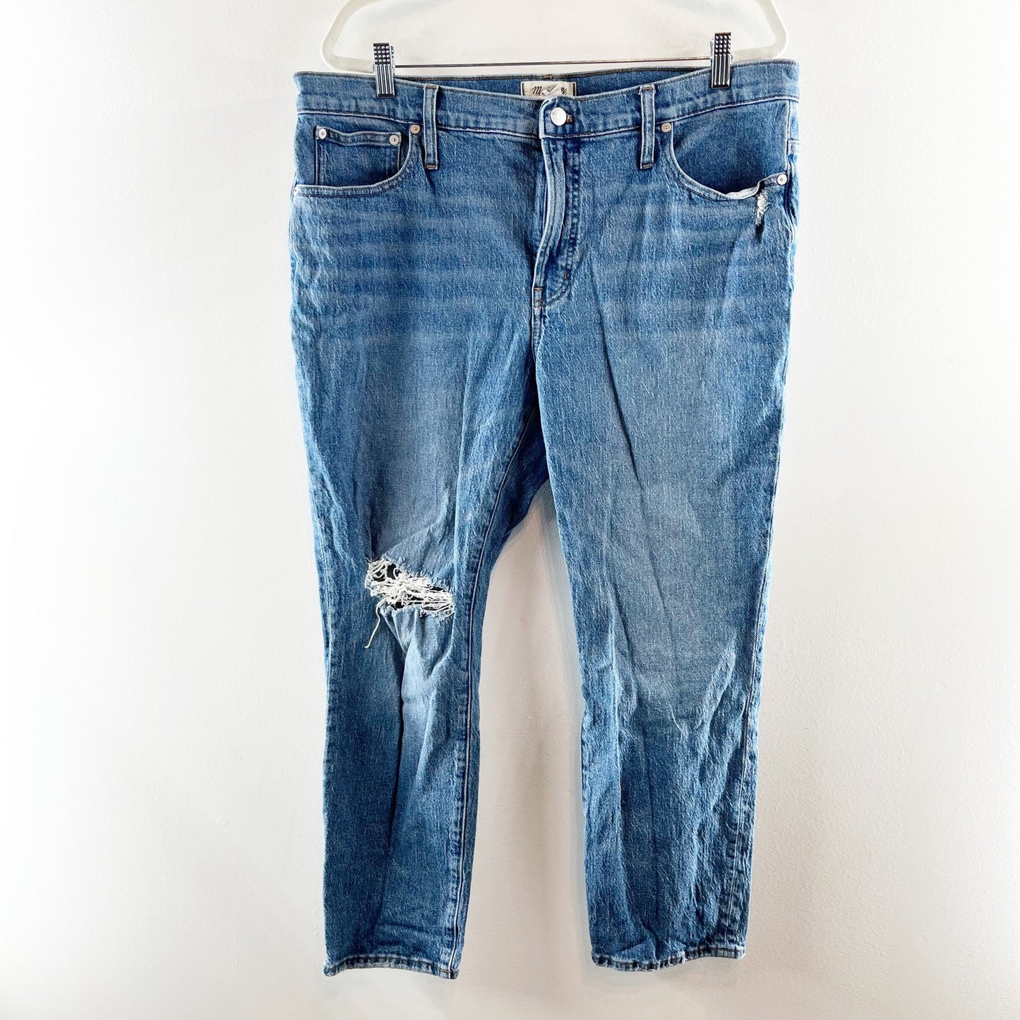 Madewell Mid-Rise Perfect Vintage Jean in Ainsdale Wash Knee-Rip Edition 33
