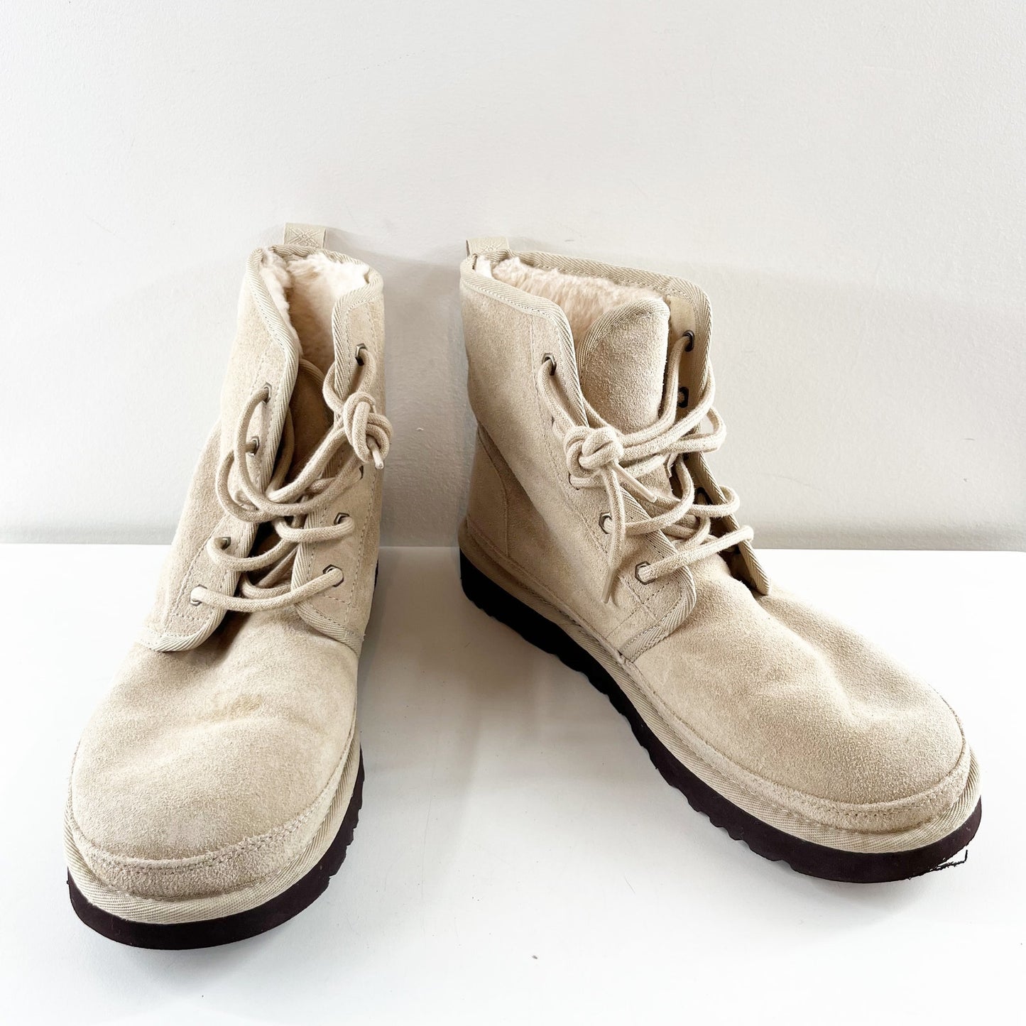 UGG Neumel High Top Suede Chukka Boots Booties Tan Beige 10
