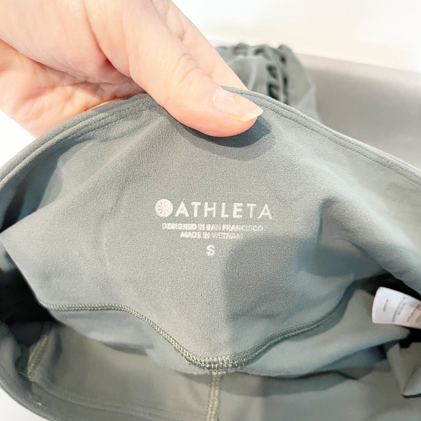 Athleta Savasana Macrame Set Sport Bra Leggings Maritime Pine Green Small
