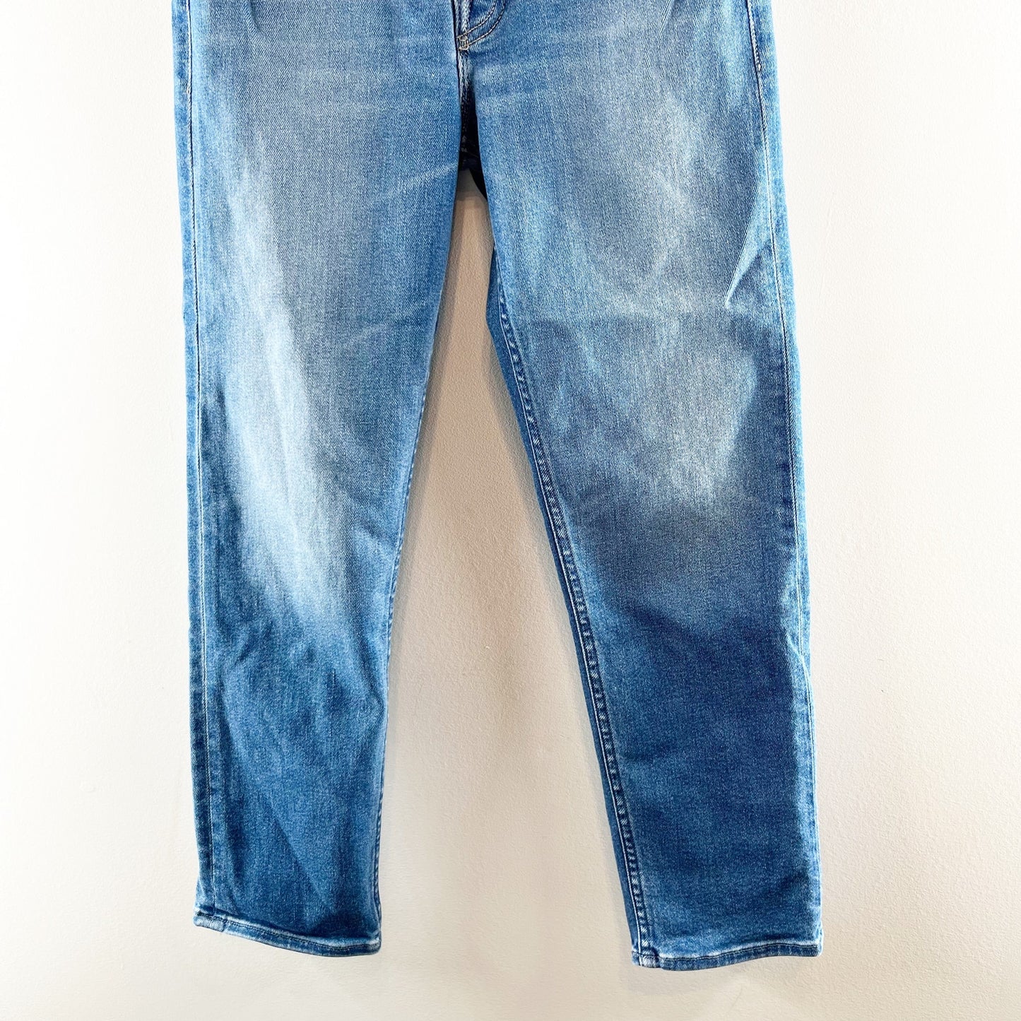 Mother The Tomcat High Rise Straight Leg Ankle Jeans in Layover Blue 25 / 0