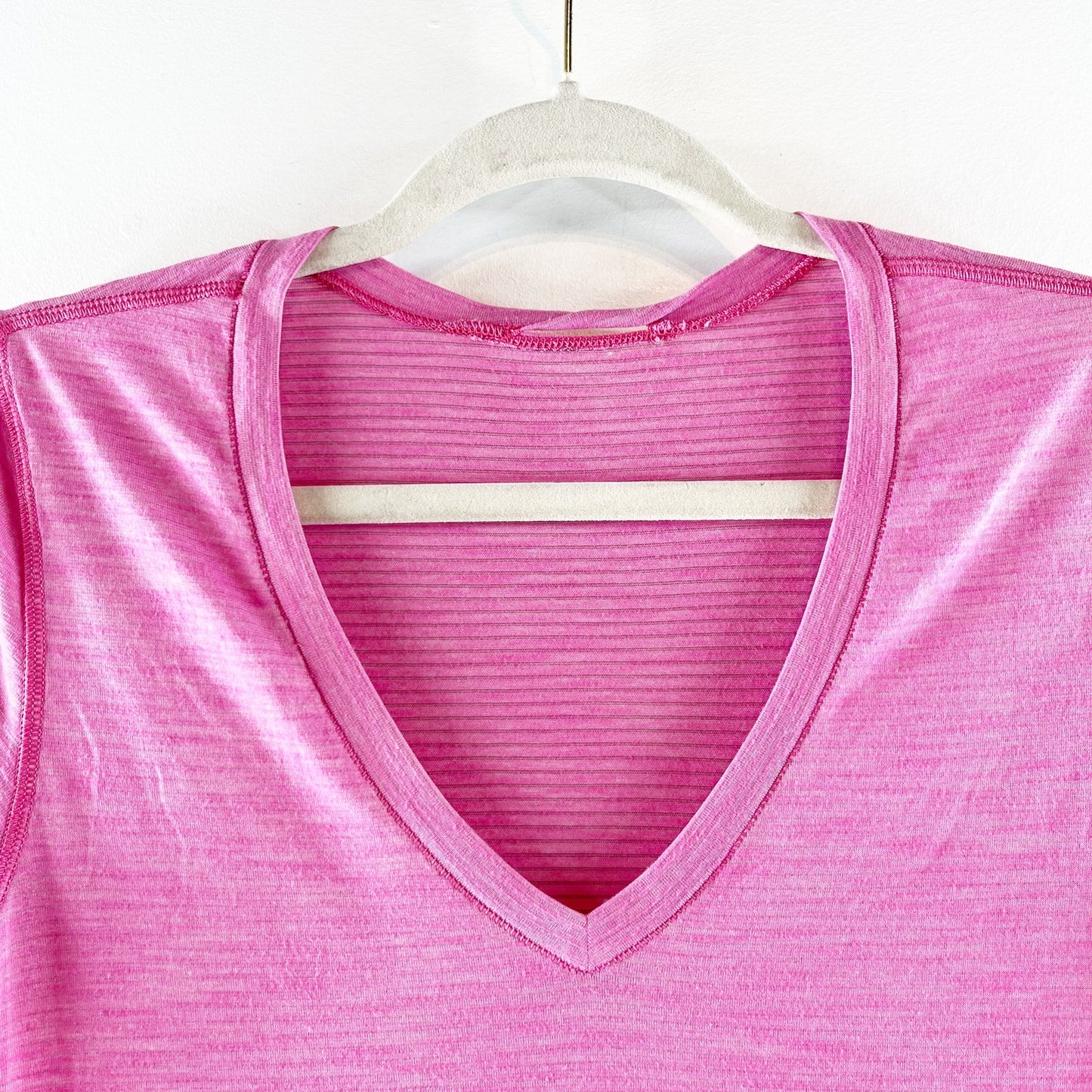 Lululemon What The Sport Short Sleeve V-Neck Tee Heathered Pink Paradise Small