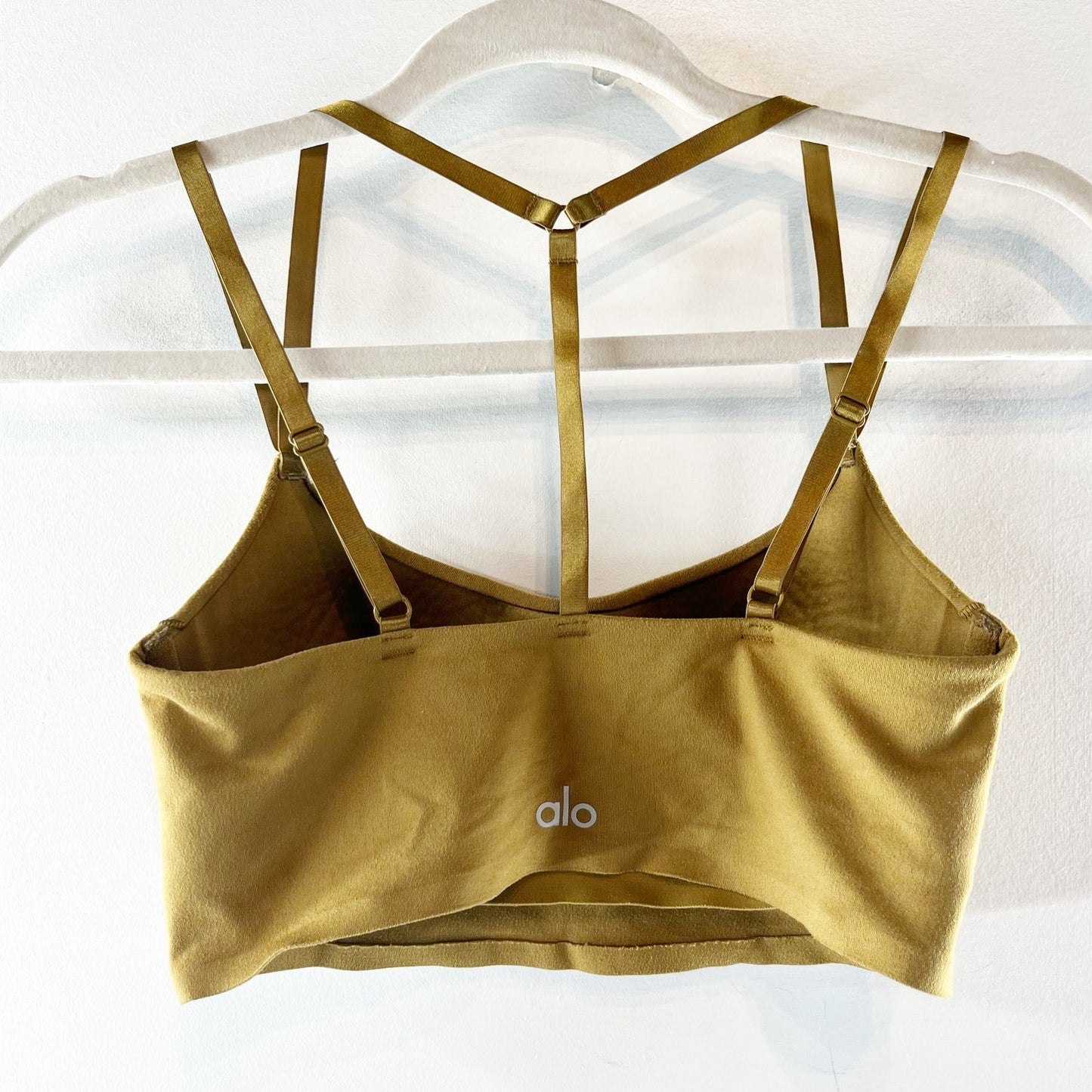 Alo Alosoft Spotlight Racerback Strappy Sports Bra Moss Green XS