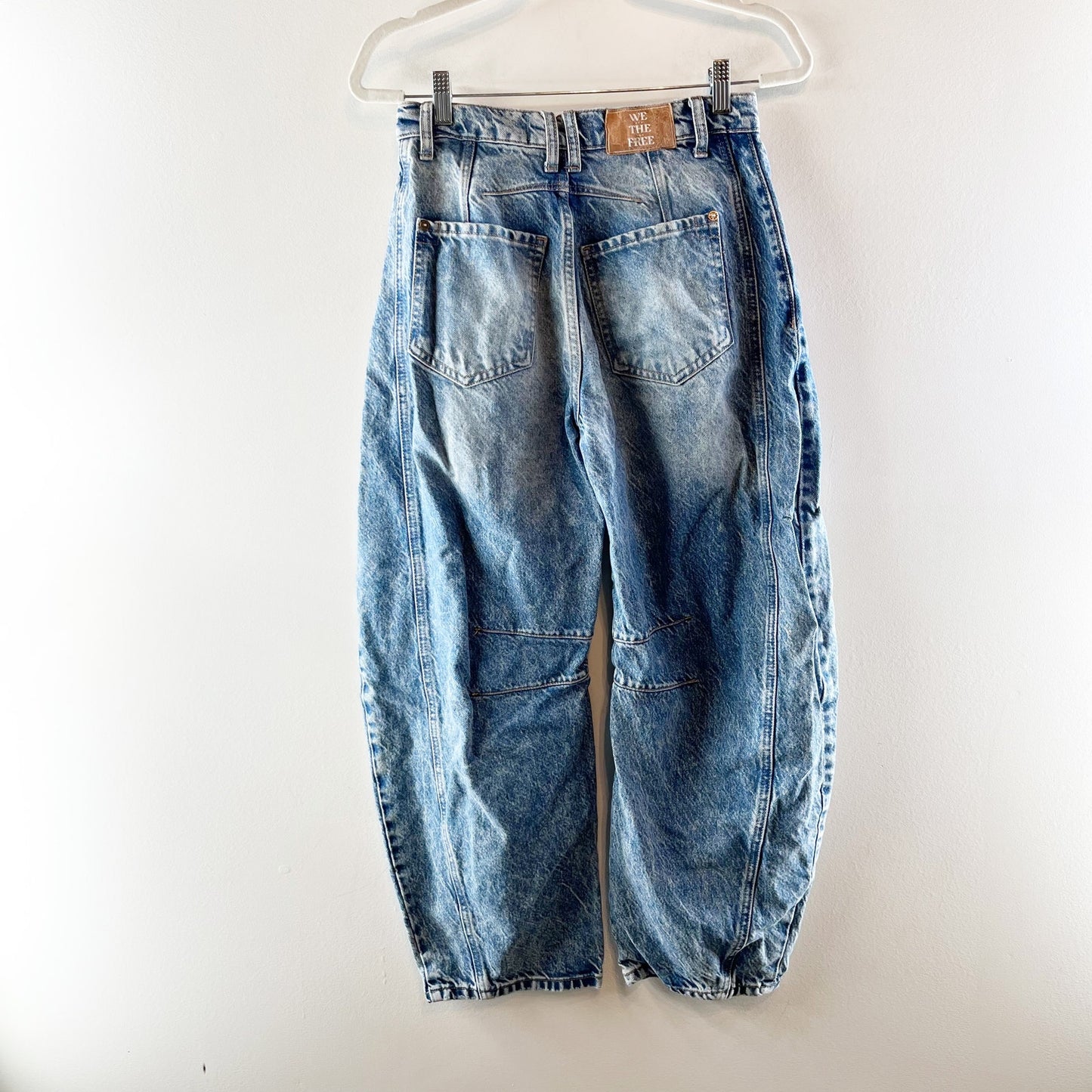 Free People Good Luck Mid-Rise Denim Barrel Jeans Ultra Light Beam 24