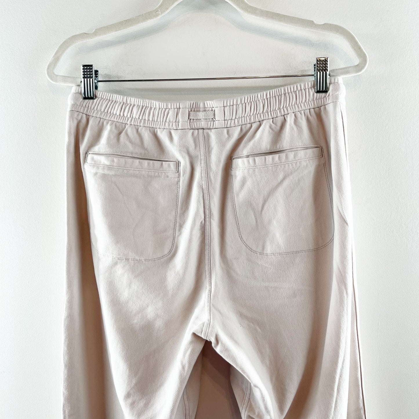 Athleta High Rise Farallon Jogger Pants Magnolia White Cream 10