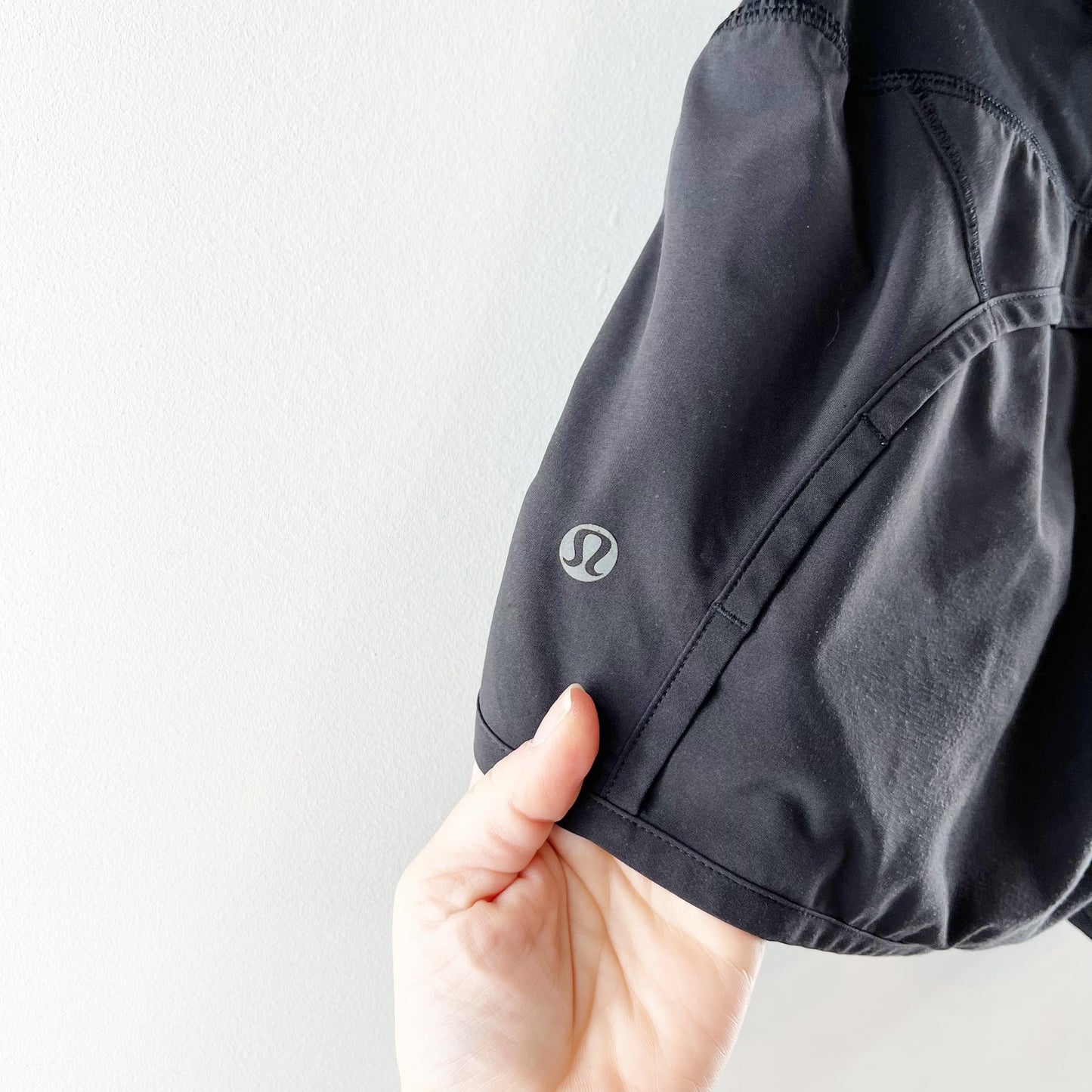 Lululemon Speed Up Shorts Lined Long 4" Black 4