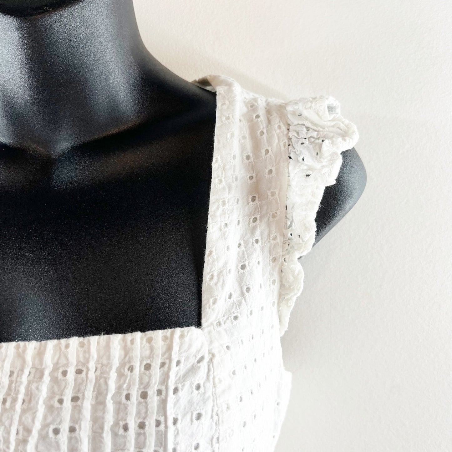 MINKPINK Celestial Eyelet Square Neck Crop Top & Flounce Short Set White M / L