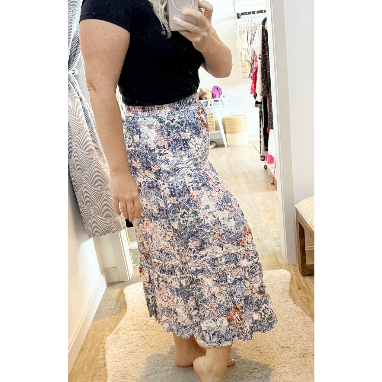 Moon River Floral Print Pull On High Waisted Tiered Midi Skirt Blue Multi Small