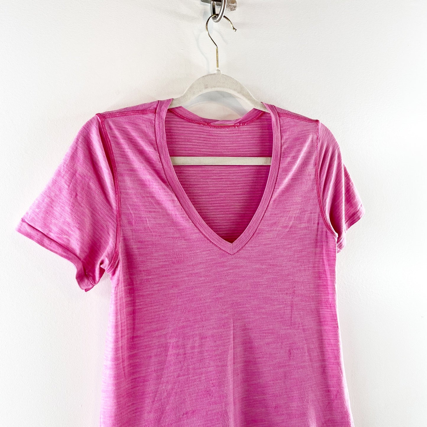 Lululemon What The Sport Short Sleeve V-Neck Tee Heathered Pink Paradise Small