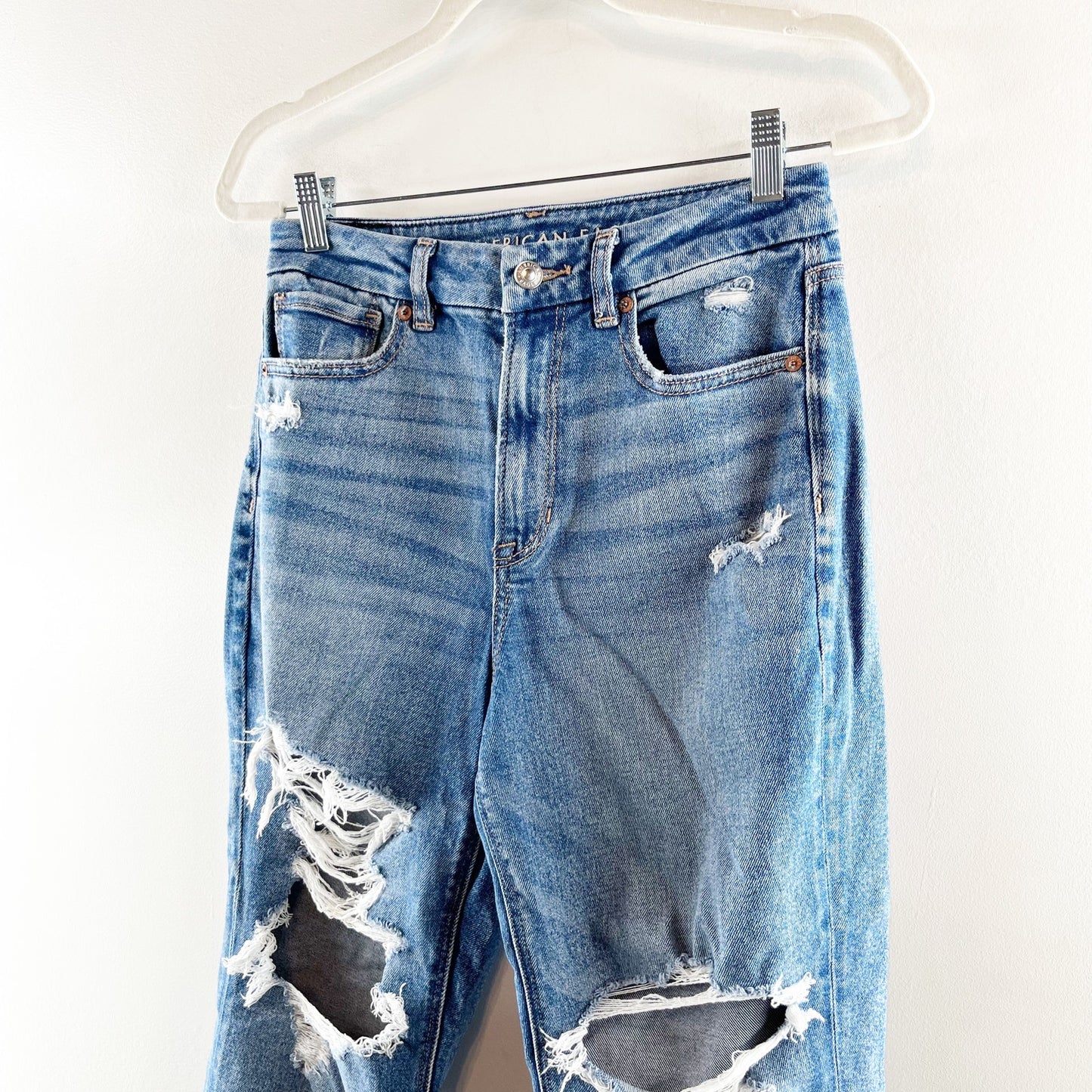 American Eagle Curvy High Rise Mom Distressed Stretch Jeans Blue 6 Petite