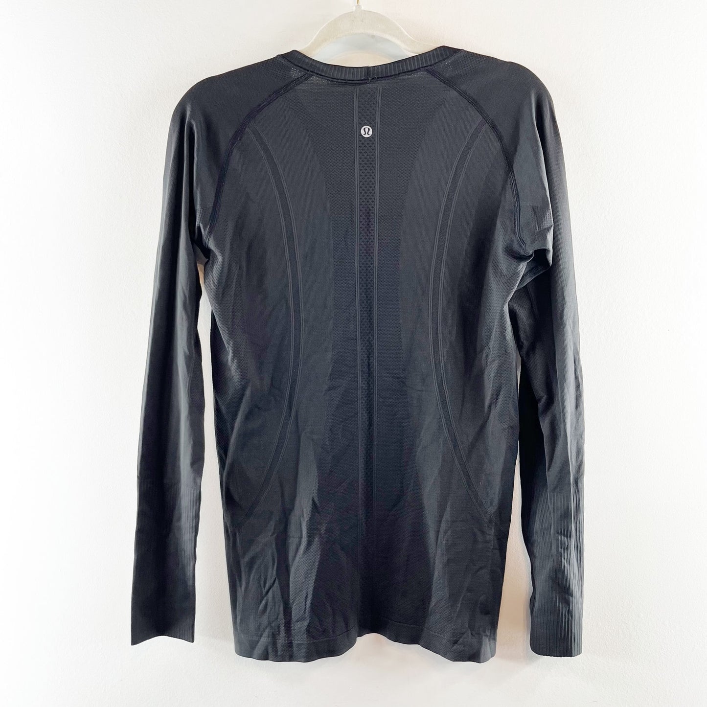 Lululemon Swiftly Tech Long Sleeve Crew Neck T-Shirt Black 10