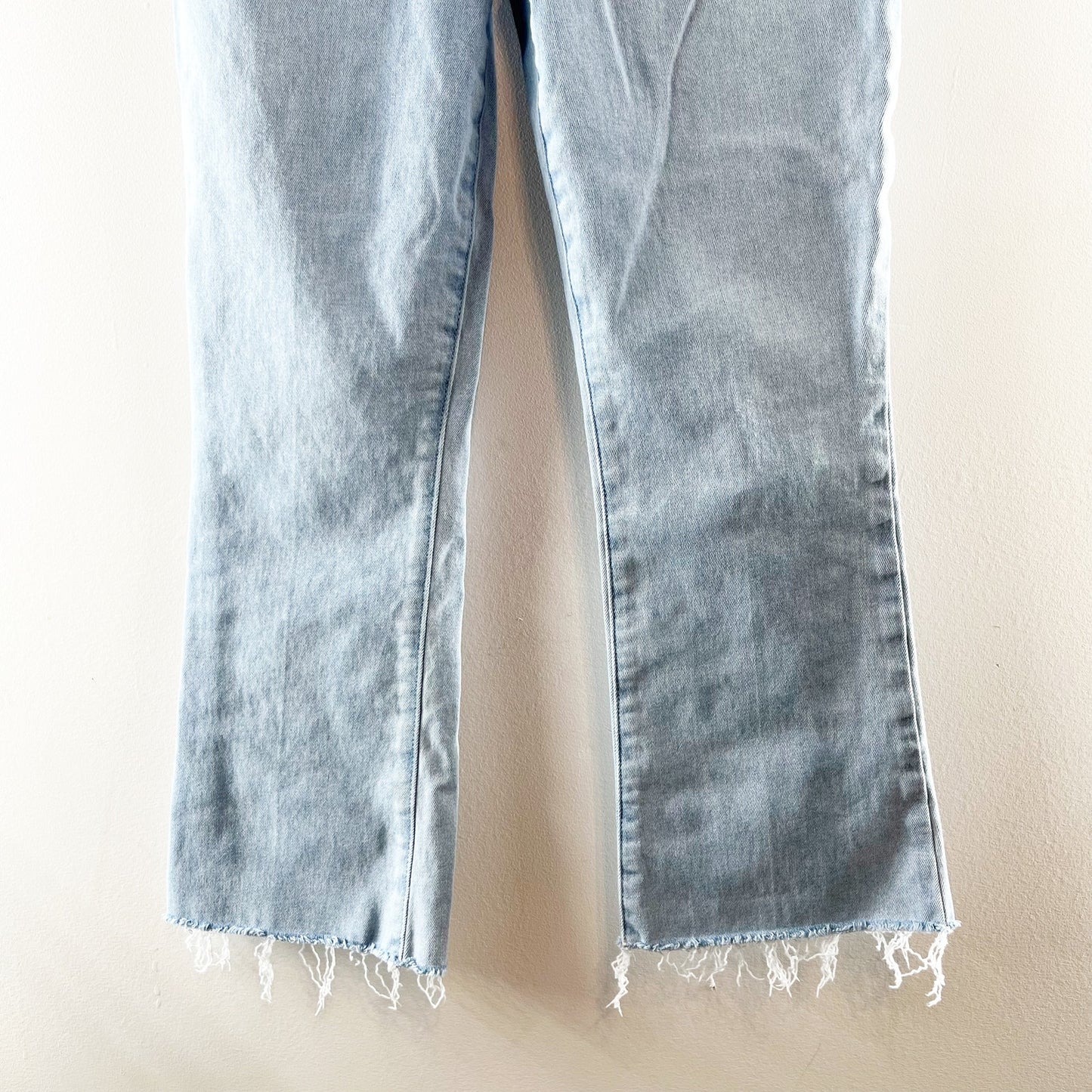 Paige Rory Cotton Blend Denim Frayed Hem Cropped Flare Jeans Blue 28 / 6