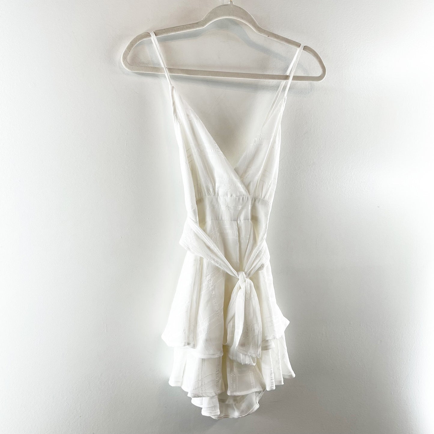 Pink Lily V Neck Ruffle Belted Tie Waist Romper White Small