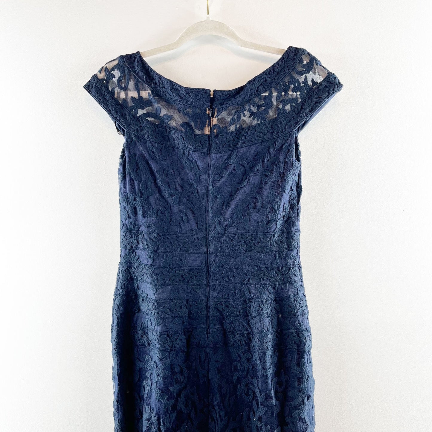 Tadashi Shoji Embroidered Banded Lace Maxi Length Gown Dress Navy Blue 4