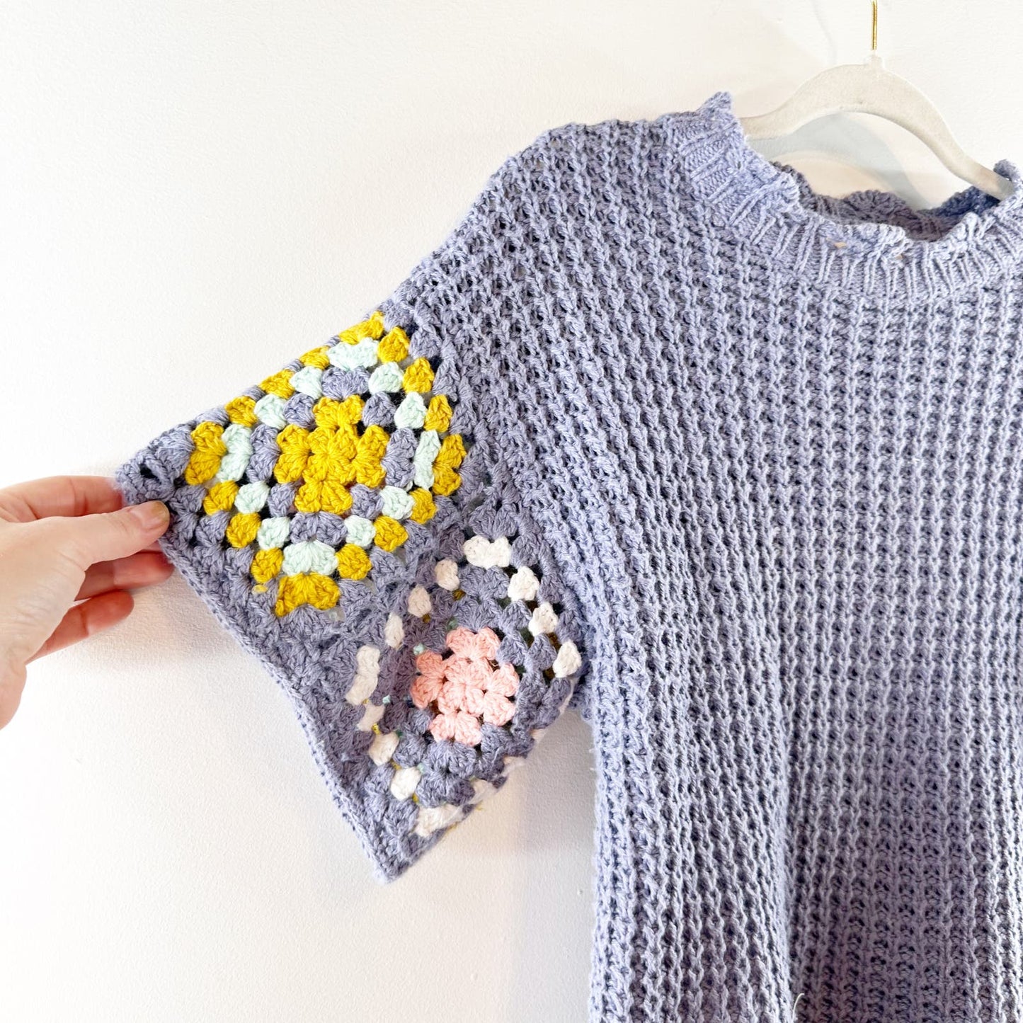 Universal Thread Short Sleeve Granny Square Crochet Knit Cropped Sweater Blue S