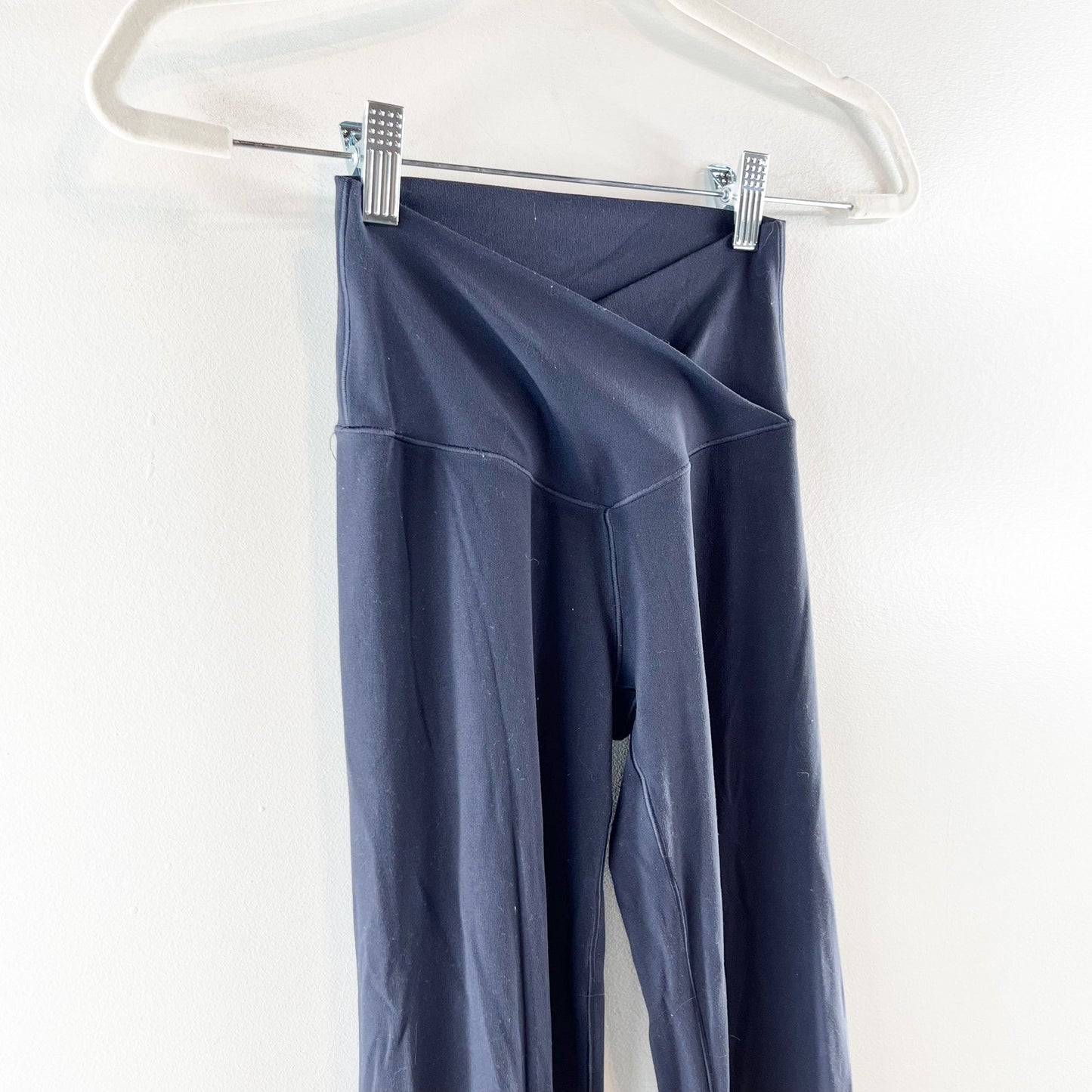 Aerie Offline High Rise Crossover Flare Leg Leggings Yoga Pants Navy Blue Small