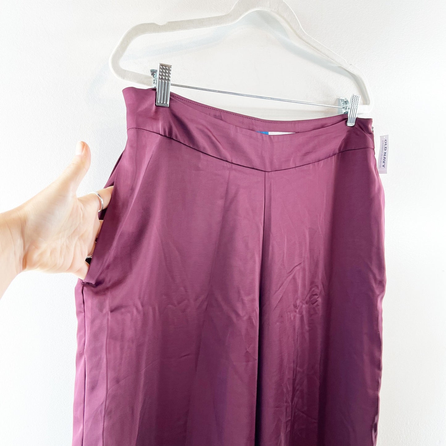 Old Navy High-Waisted Satin Super Wide-Leg Pants Cherry Bark 14 Petite