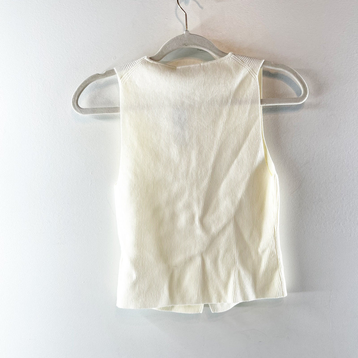Wilfred Aritzia Croquet Ribbed Sweater Vest Top Light Birch Cream XS