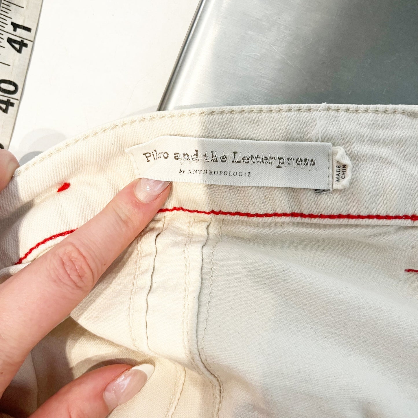 Pilcro and the Letterpress Slim Boyfriend High Rise Button Fly Shorts Cream 30