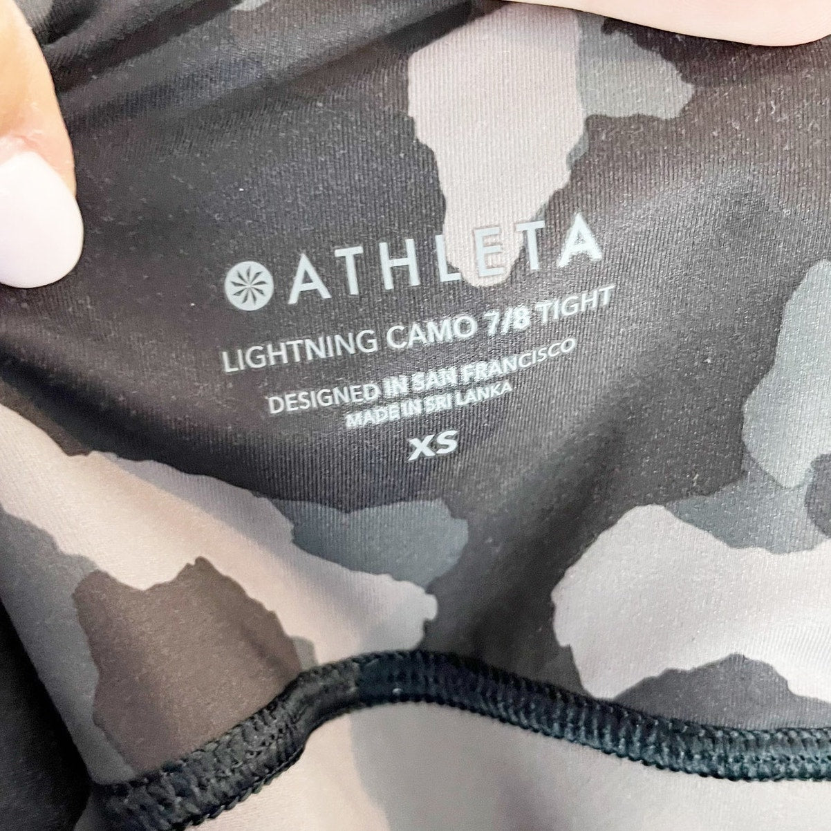 Athleta High Rise Lightning Camo Leggings Pockets Gray XS