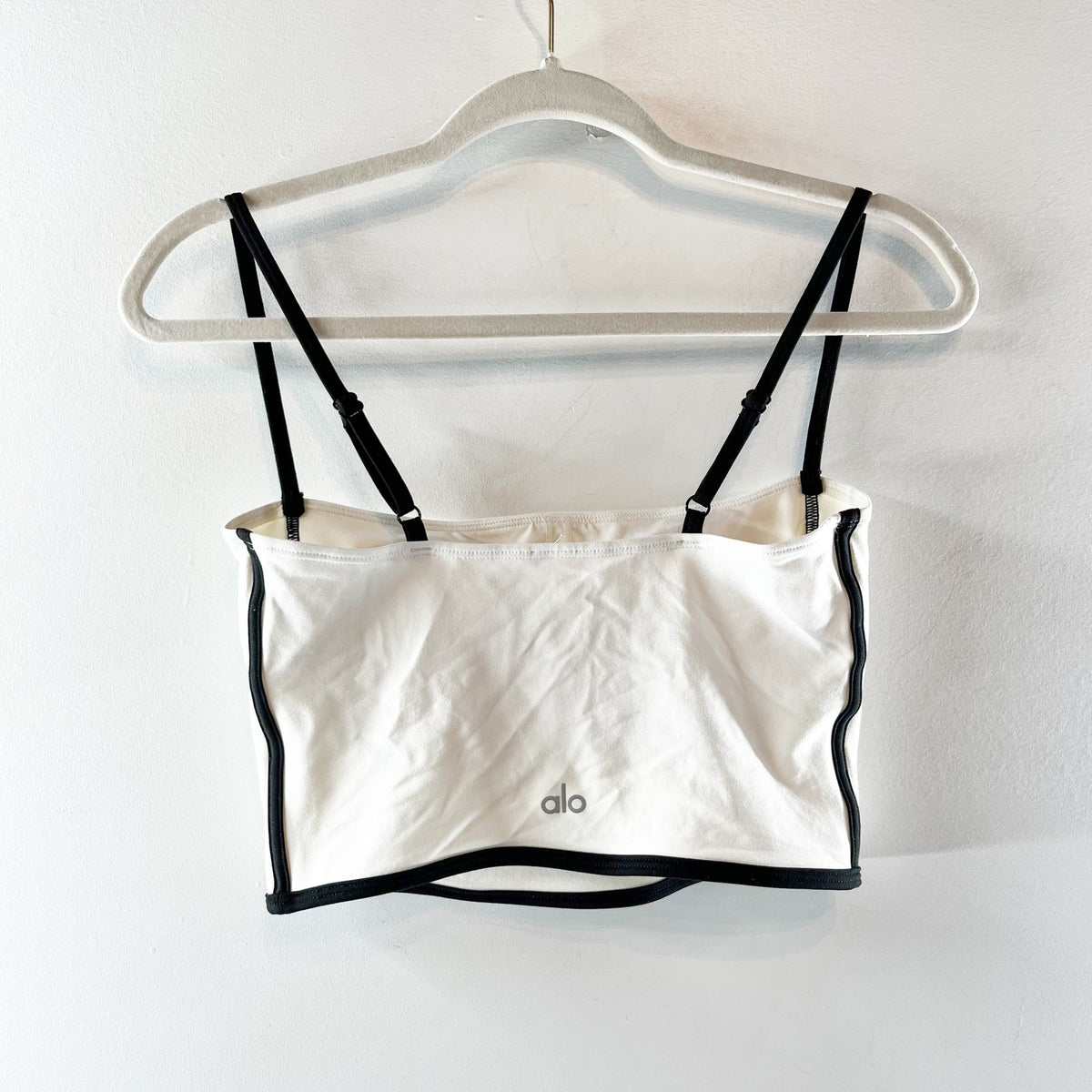 Alo Airbrush Streamlined Bra Tank Top Ivory White Black Medium