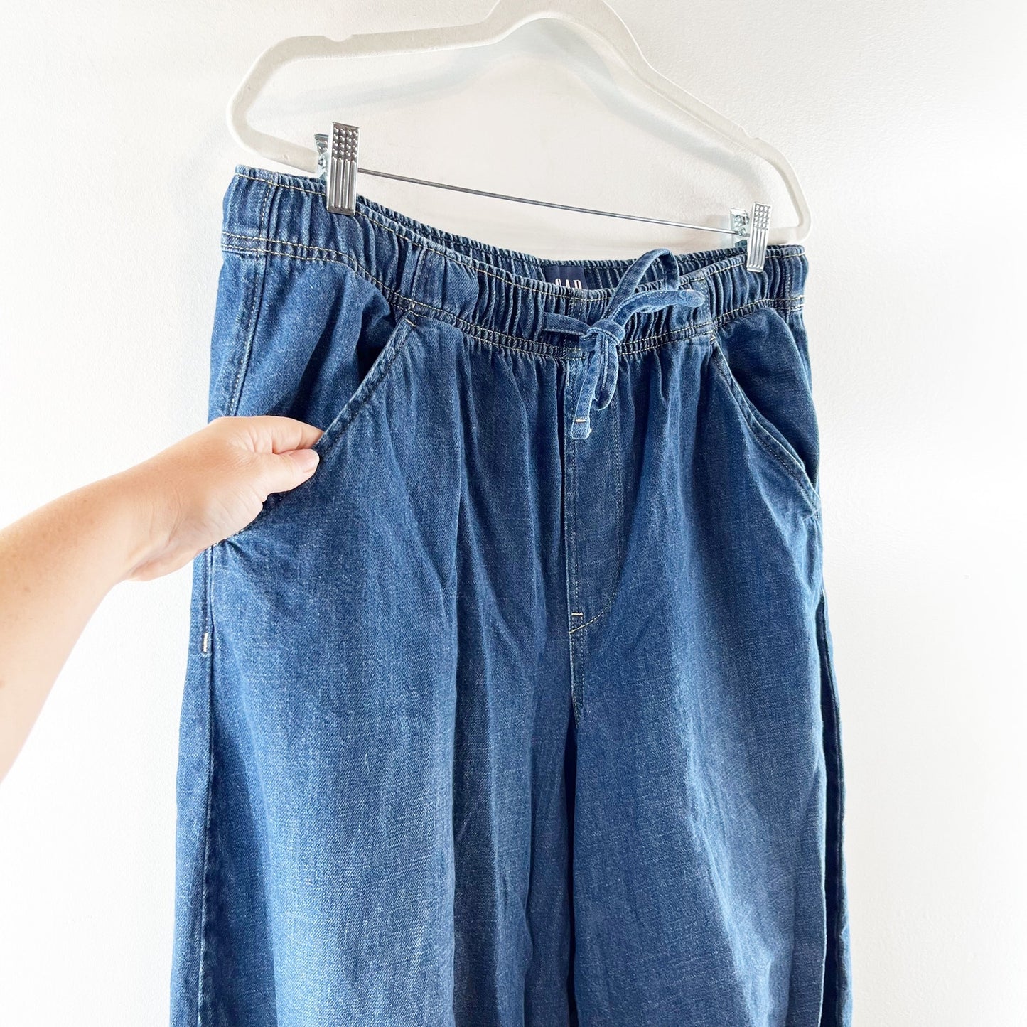 GAP Fast Horseshoe Barrel Pull On Jeans Pants Dark Indigo Blue Large