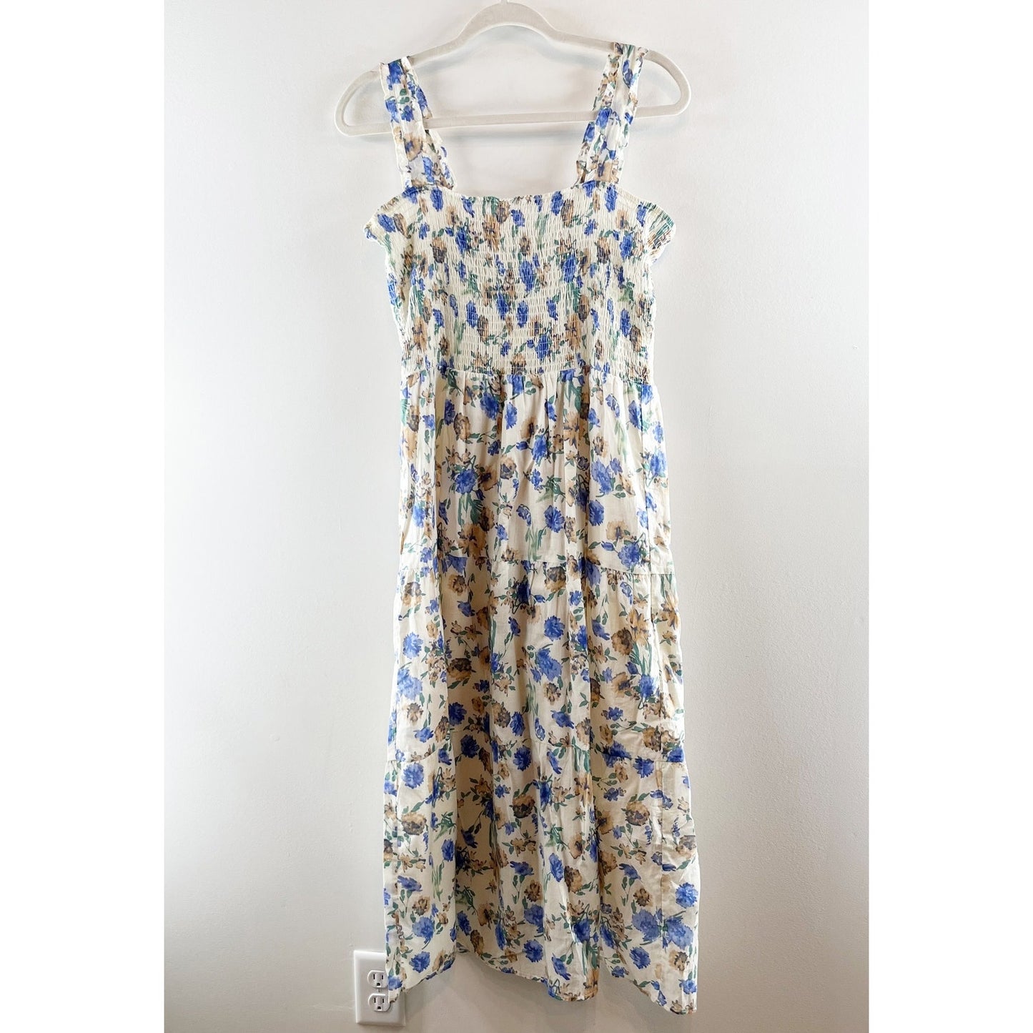 Heartloom Ronnie Floral Smocked Midi Dress Bellflower White Medium