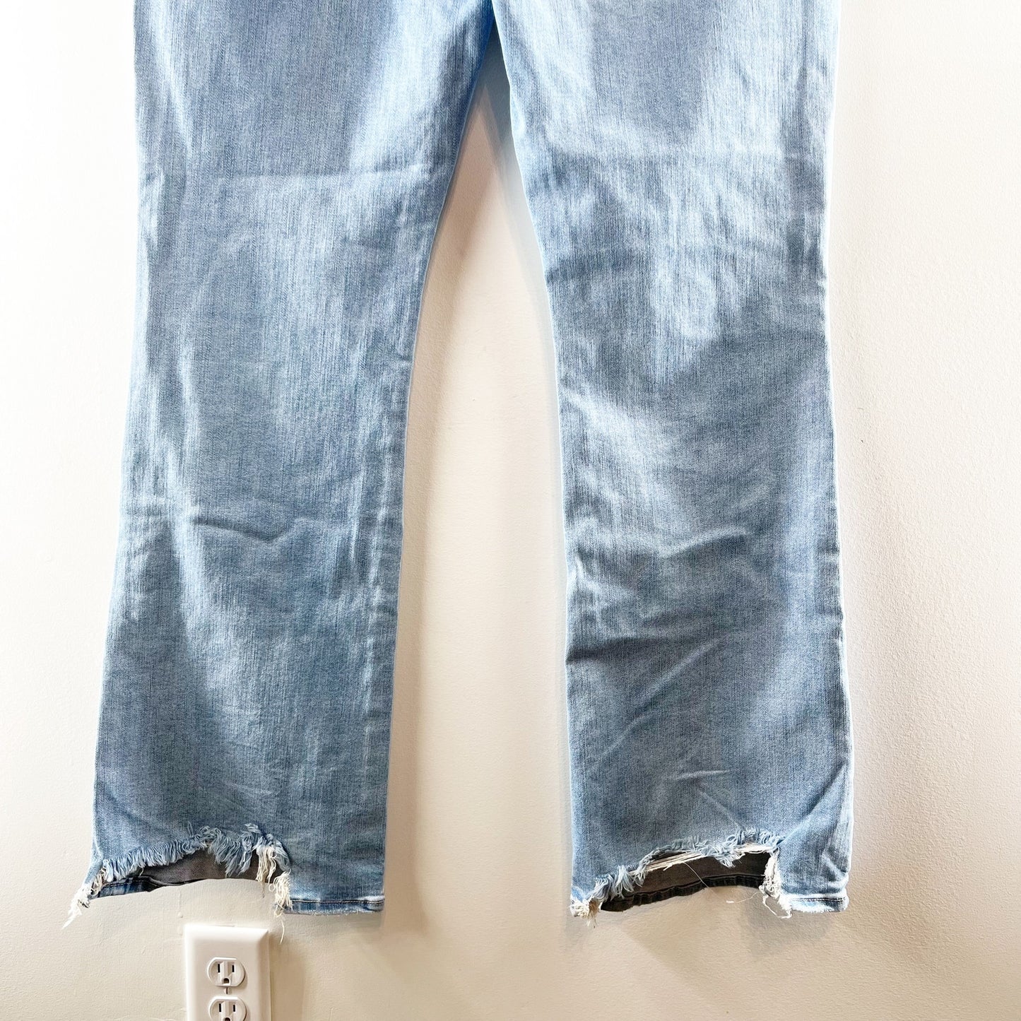 American Eagle High Rise Kick Boot Cut Jeans Light Wash Blue 16 Tall Long