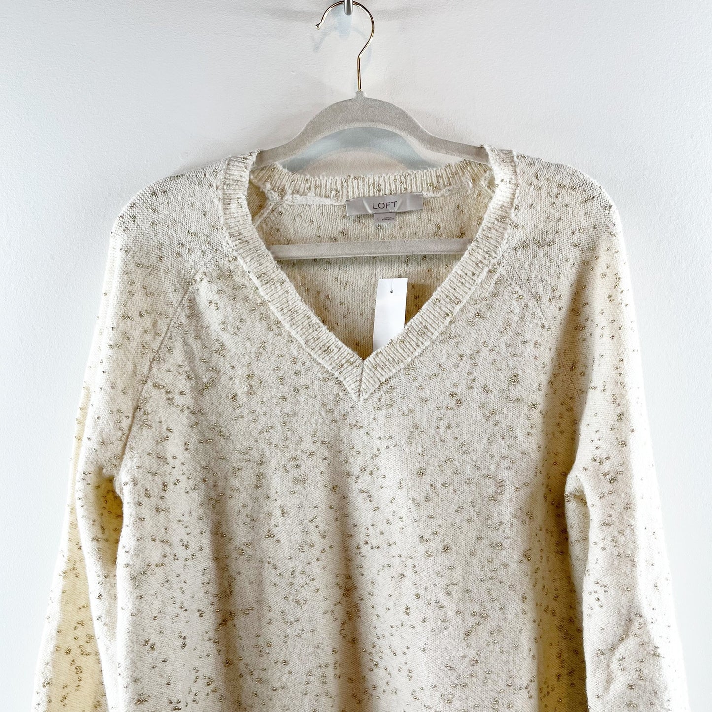 LOFT Shimmer V Neck Long Sleeve Sweater Ivory Cream Gold Large