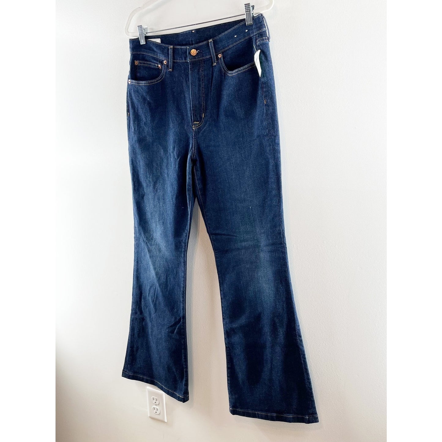 GAP High Rise 70s Flare Leg Jeans Dark Wash Blue 32 / 14