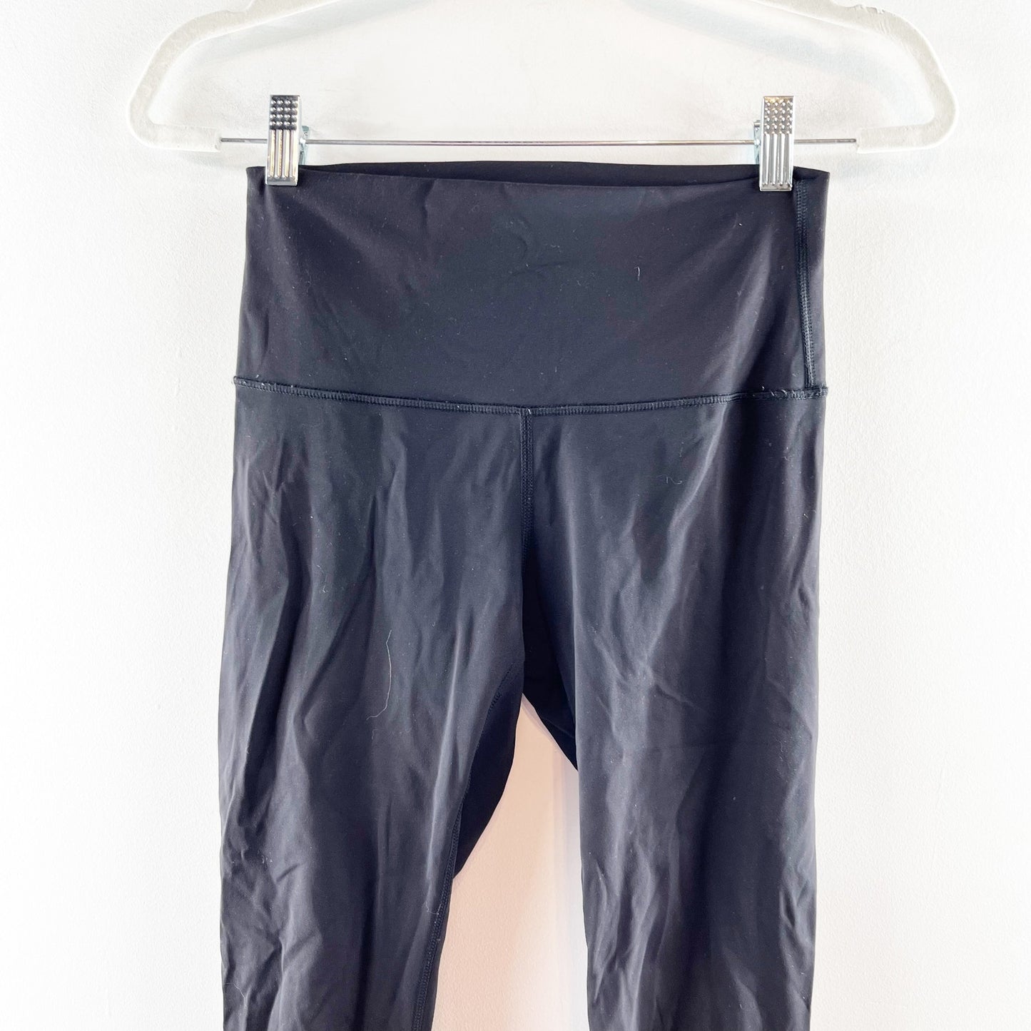 Lululemon Mid Rise Cropped Wunder Under Leggings Black 6
