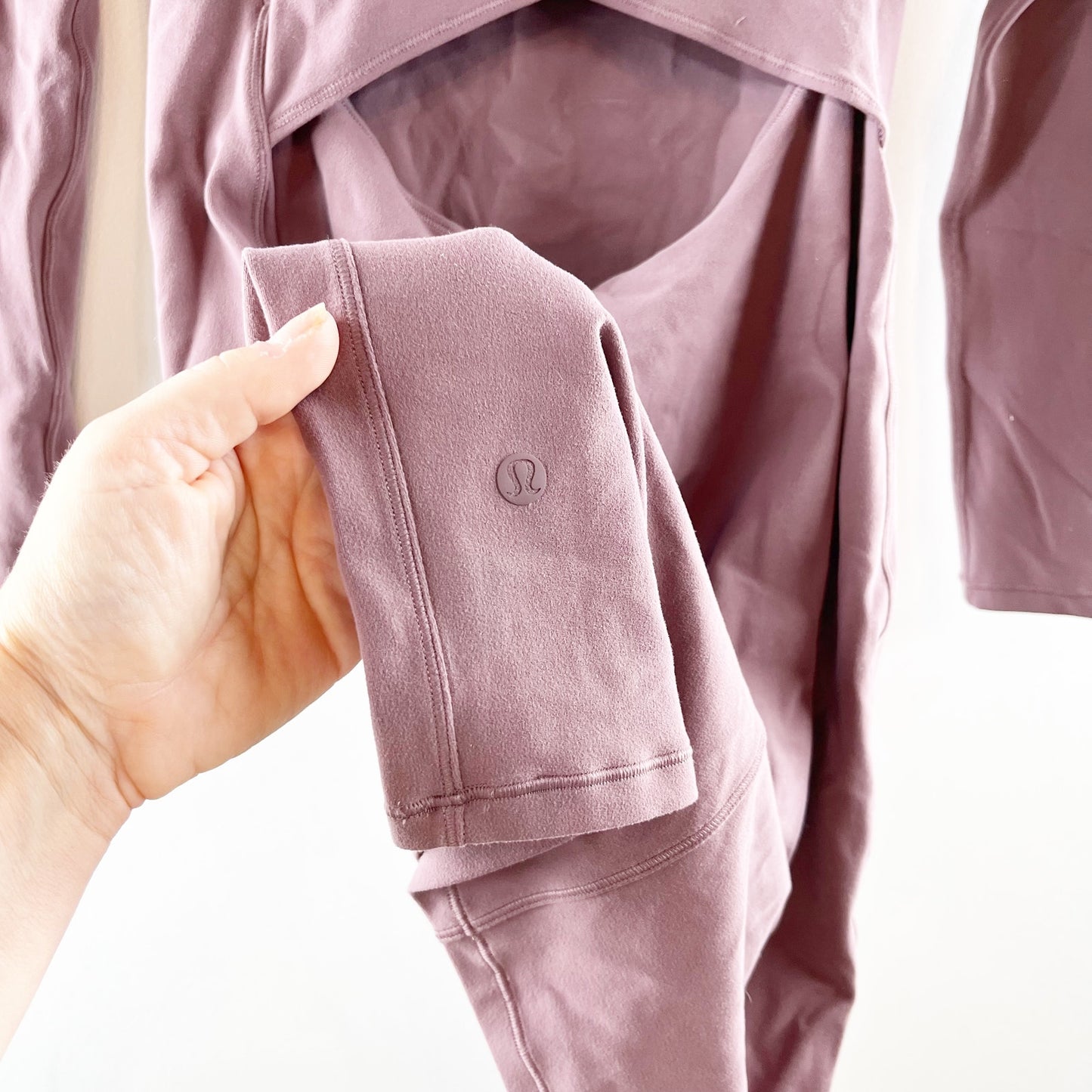 Lululemon Contour Mini Long Sleeve Dress Nulu Antique Bark Purple 6