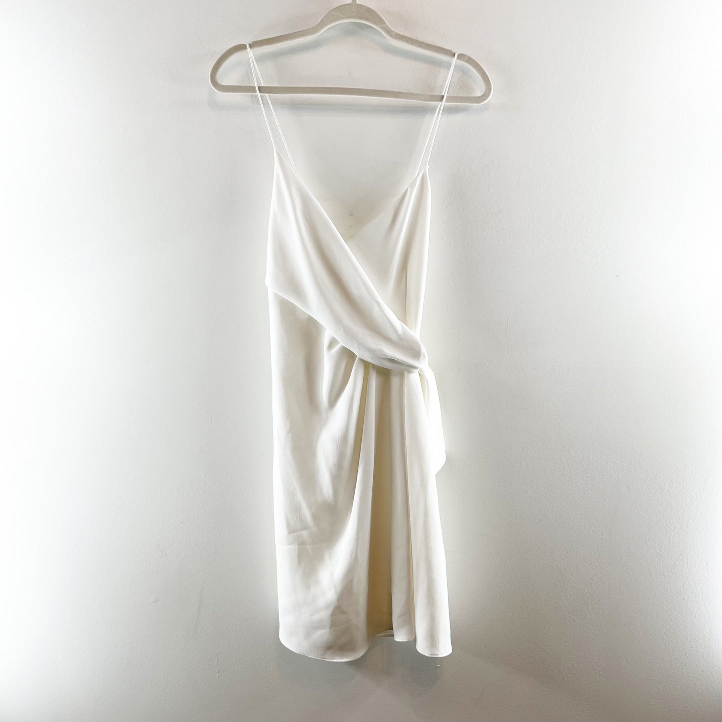 Alice + Olivia Katie Sleeveless Crossback Strap Wrap Mini Dress White 10