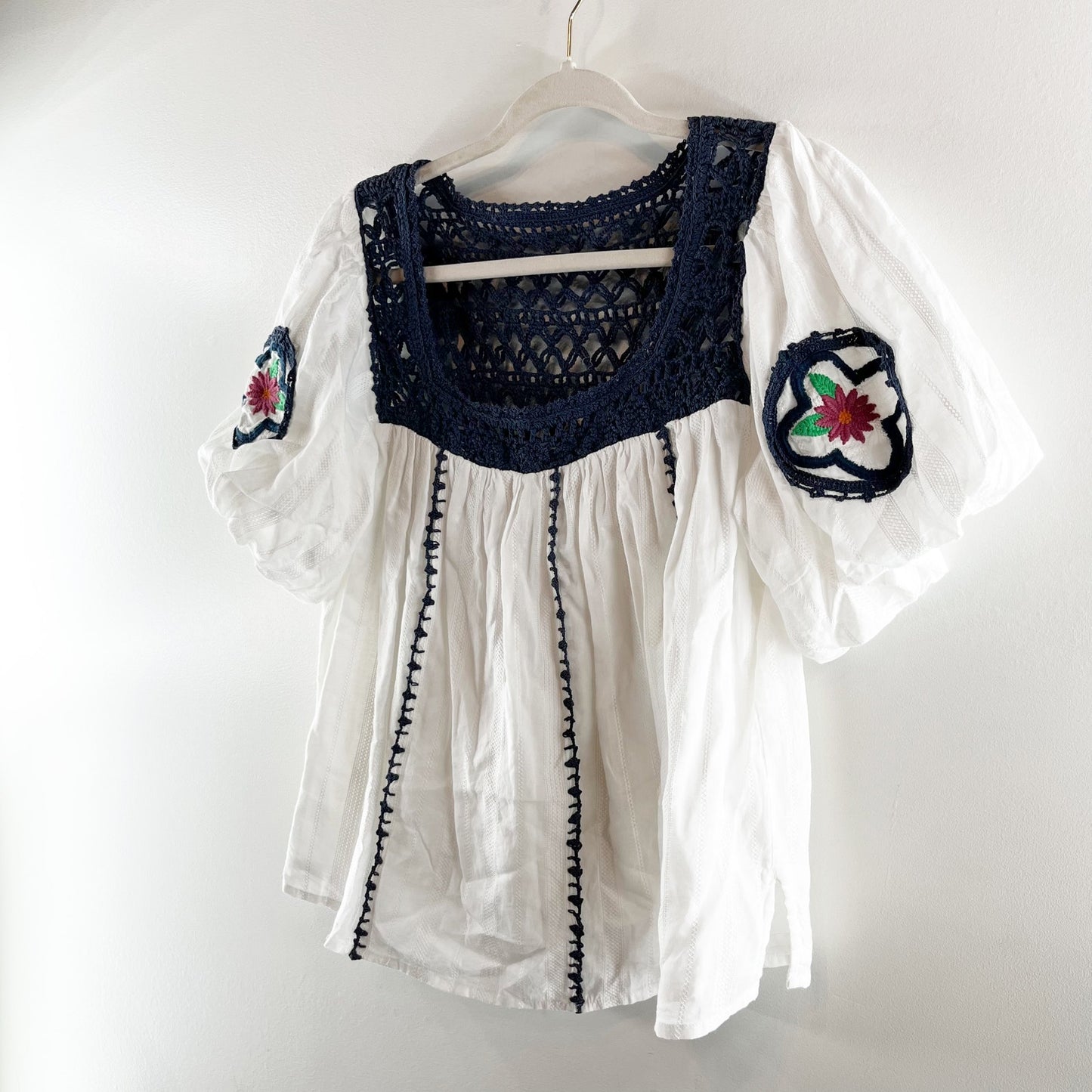 Cleobella Navi Organic Cotton Crochet Trim Puff Sleeve Blouse Top White Navy XS