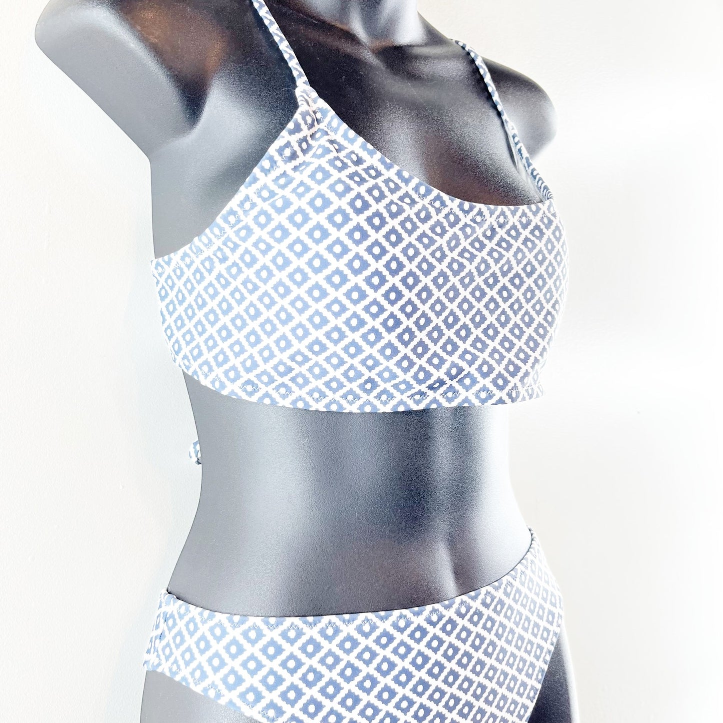Vineyard Vines Cape Geo Bikini Top & Bikini Bottom Swim Set Faded Indigo Medium