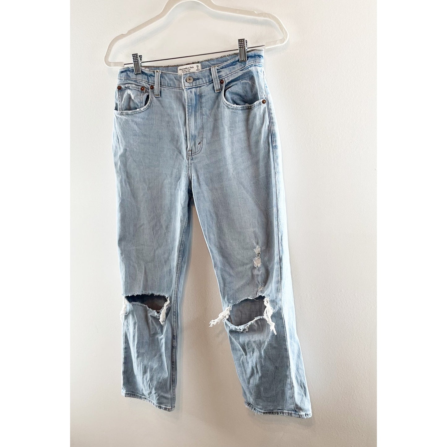 Abercrombie & Fitch Ankle Straight Ultra High Rise Jean Destroy Ripped 28 / 6