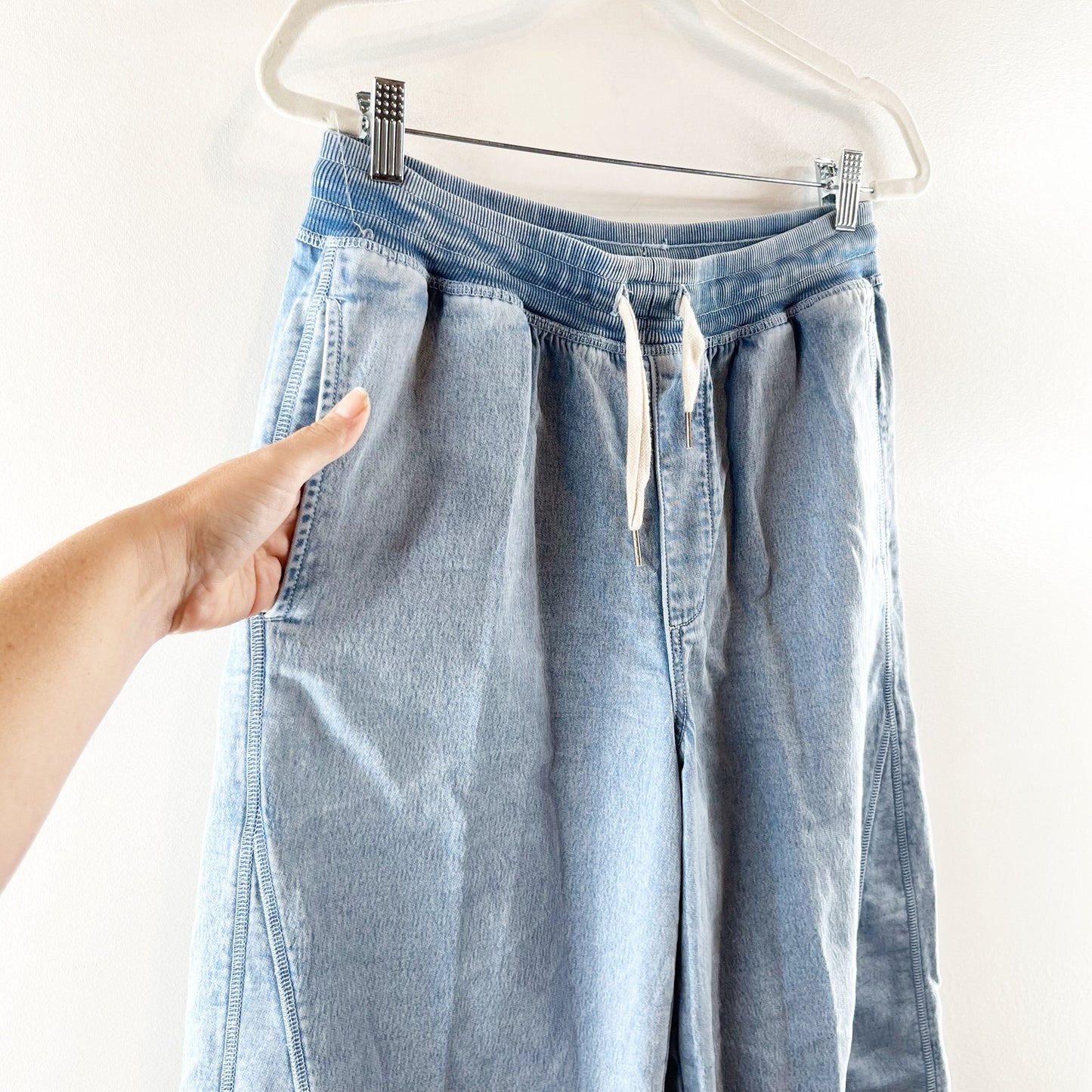 Aerie Soft Landing High Rise Wide Leg Raw Hem Trouser Pants Blue Denim Medium