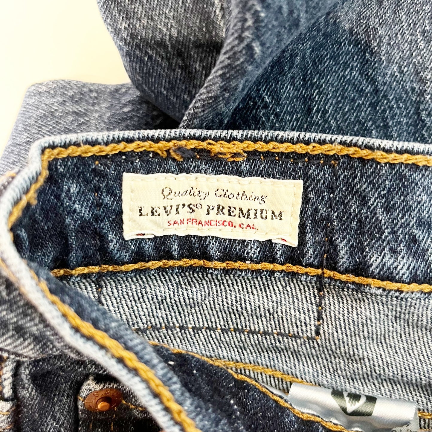Levi's Wedgie Fit High Rise Straight Jeans Dark Wash Blue 26