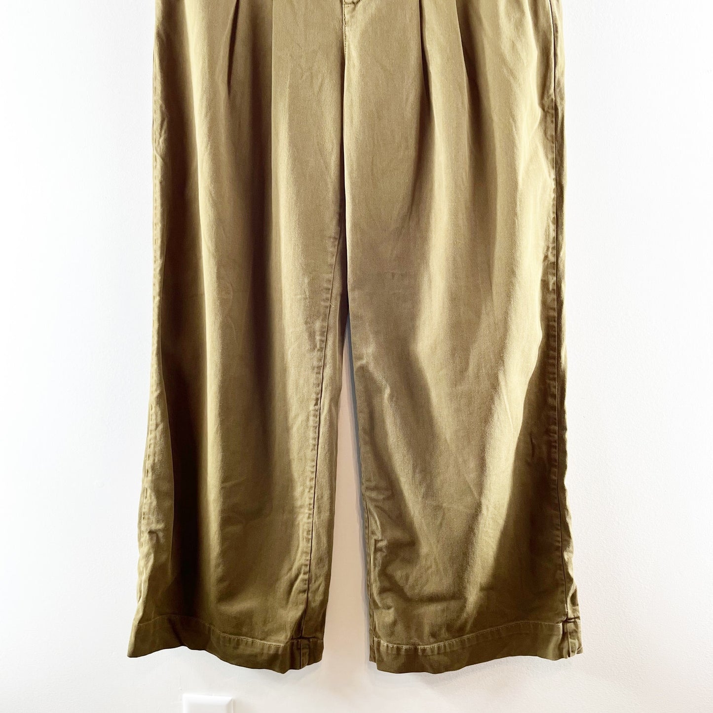 L'Agence Jayce High Rise Pleated Chino Wide Leg Pants Green 29 / 8