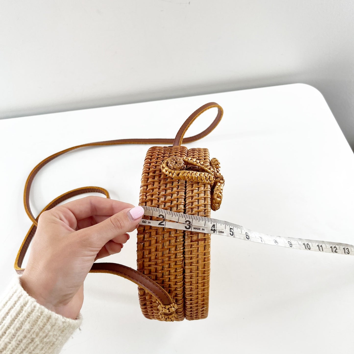 Handwoven Crossbody Palm Straw Rattan Roundie Boho Bag with Leather Strap