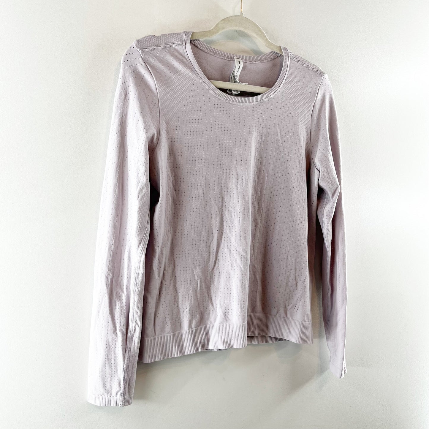 Athleta In Motion Seamless Long Sleeve Activewear T-Shirt Top Light Purple M