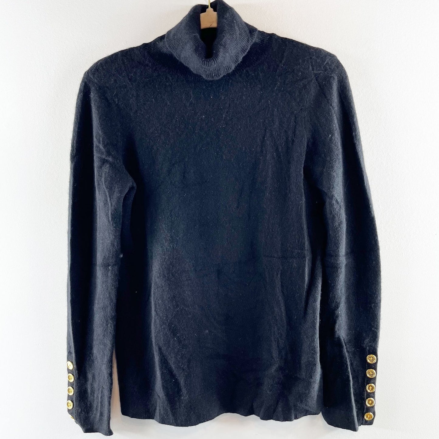 Cashmere by Bloomingdale's Turtleneck Pullover Sweater Gold Button Cuffs Black L